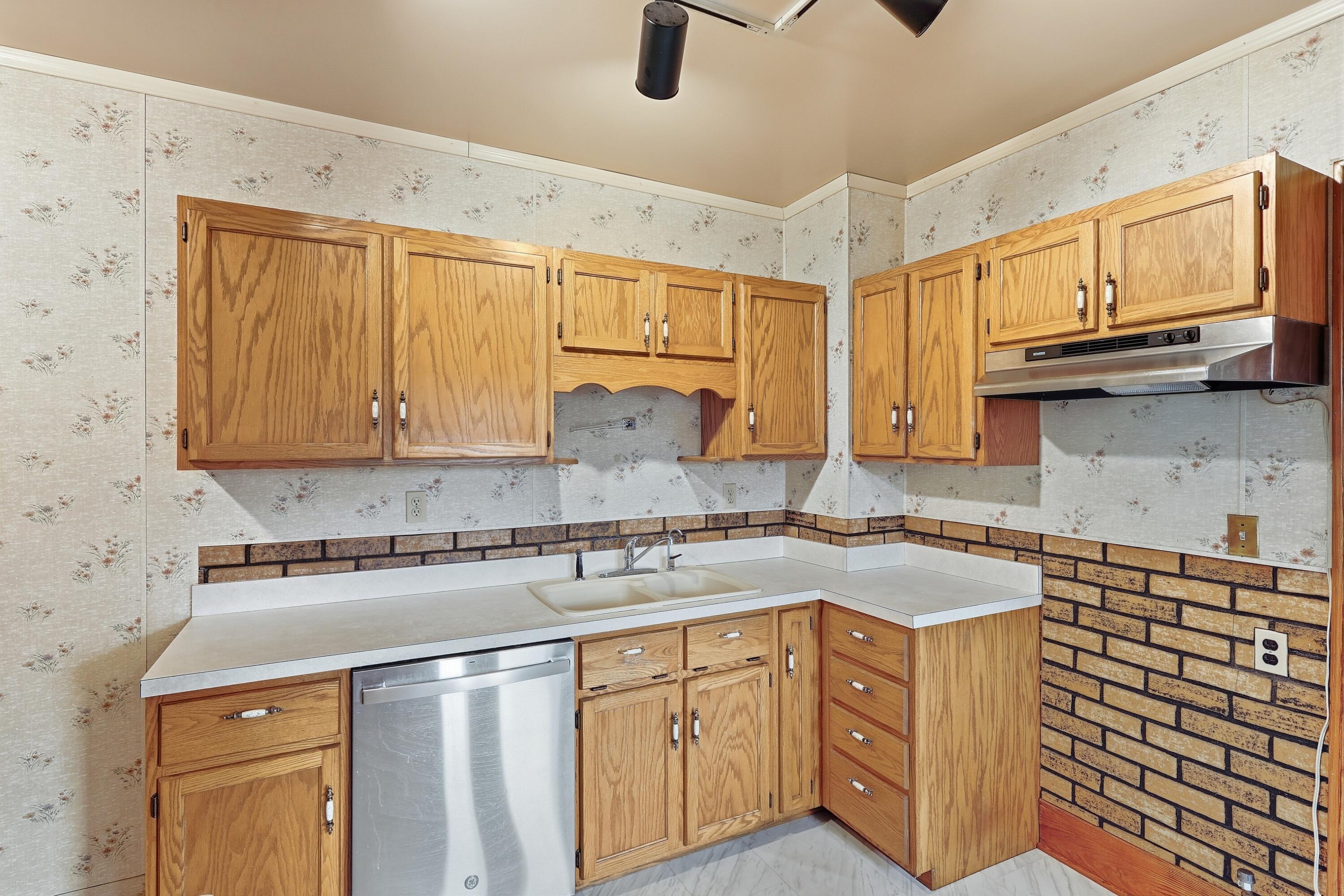 5031 N Riverview Drive Kalamazoo MI 49004