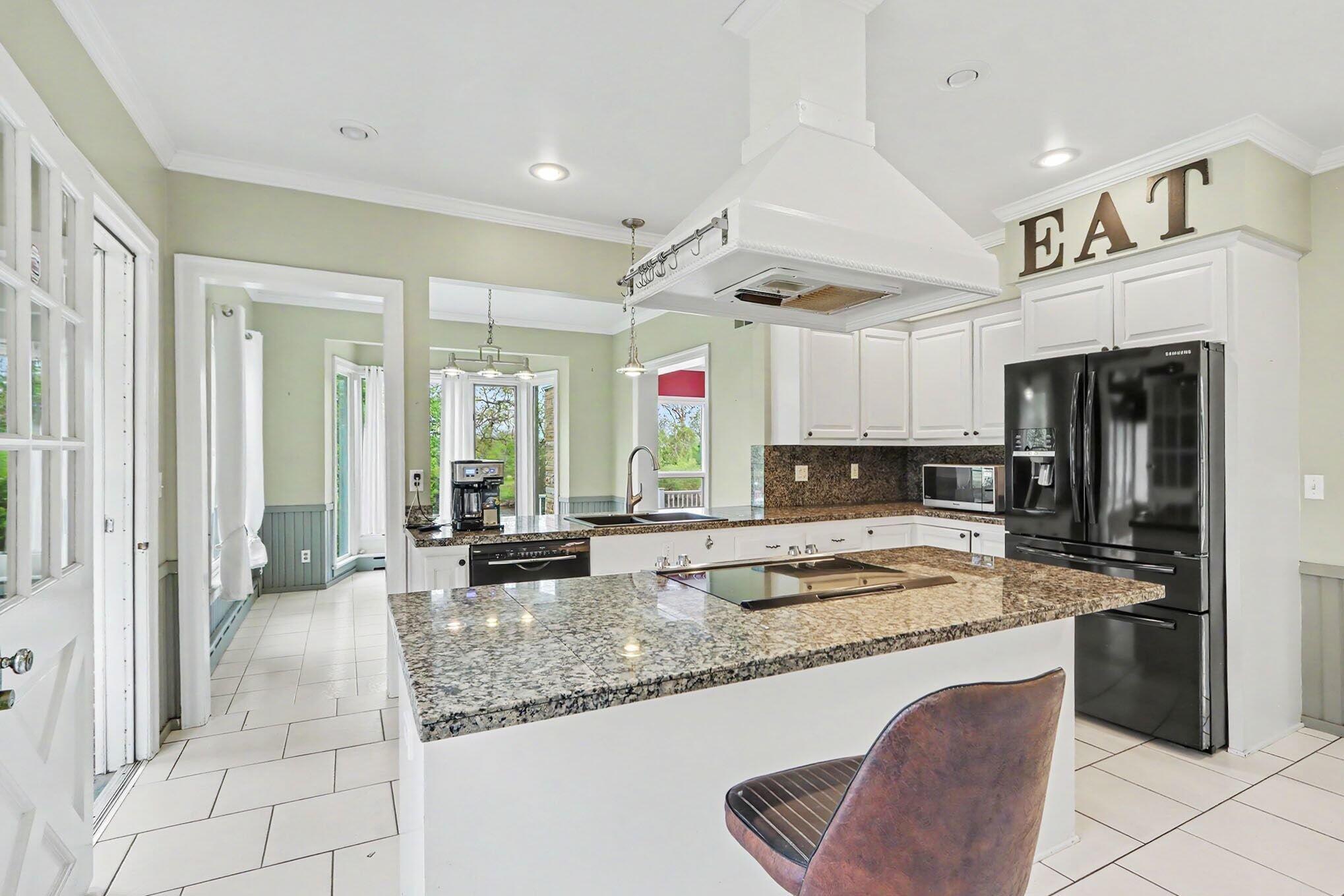 140 Meadowwood Court Decatur MI 49045