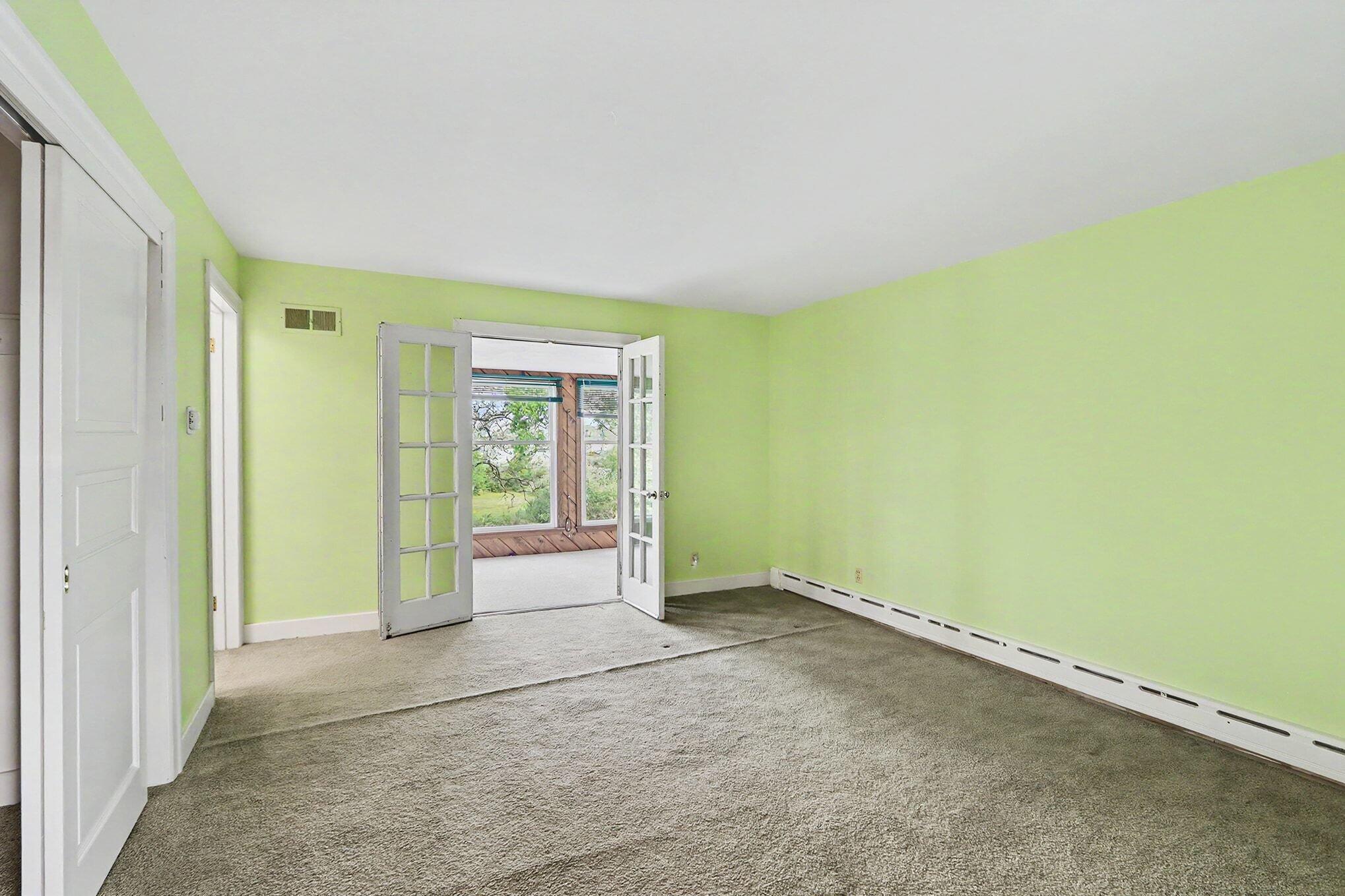 140 Meadowwood Court Decatur MI 49045