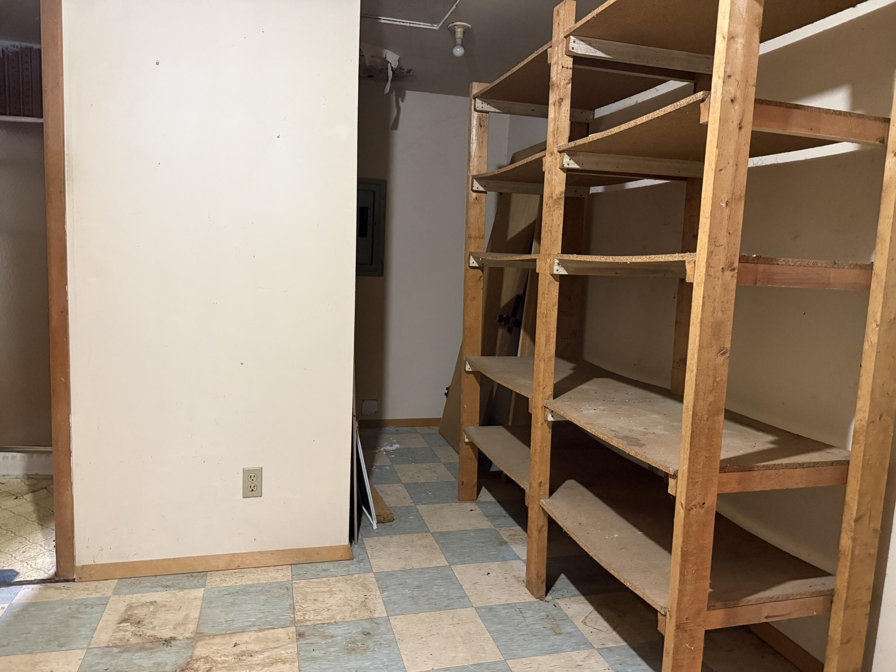 1220 N 6th Street Kalamazoo MI 49009