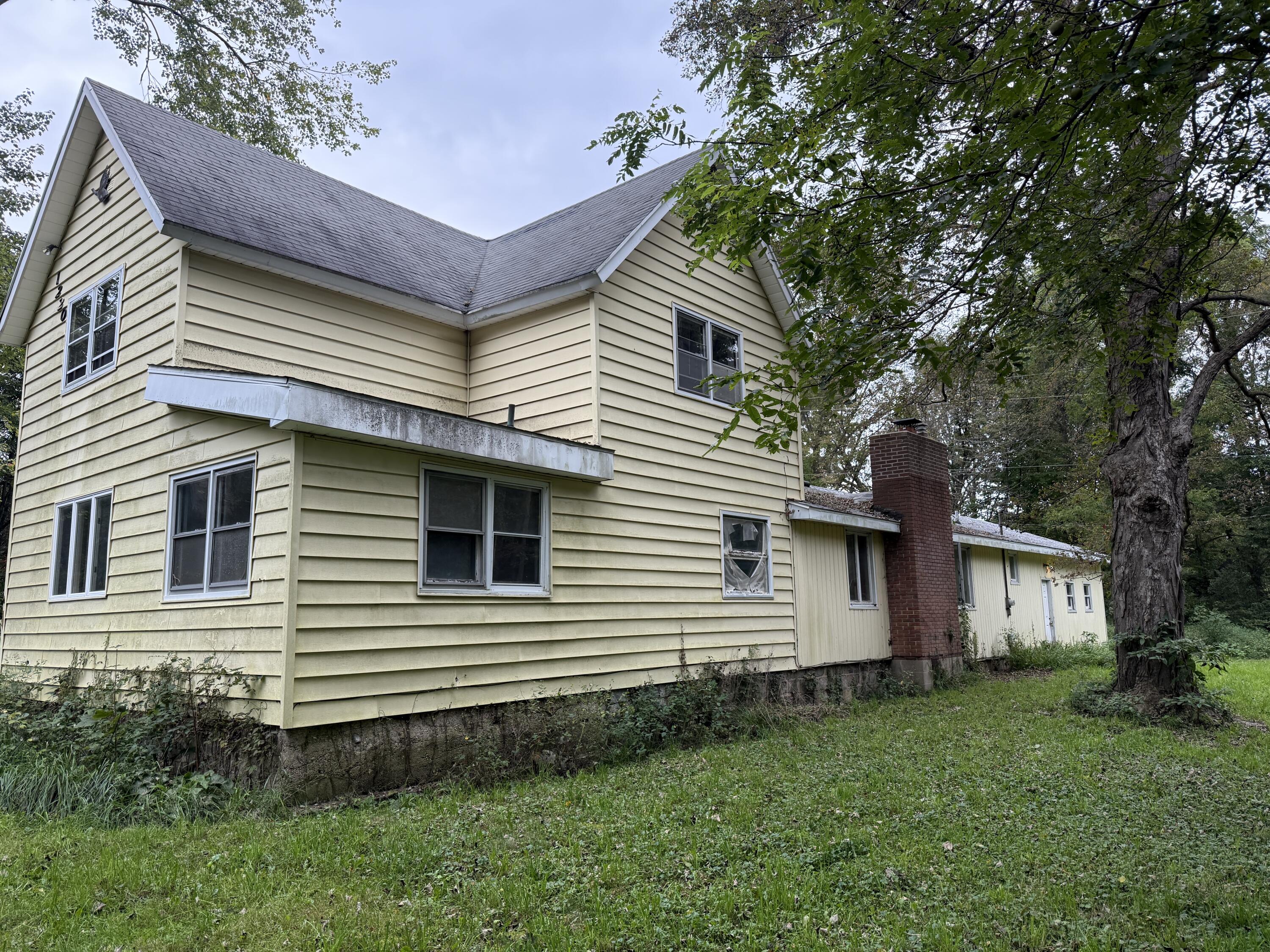1220 N 6th Street Kalamazoo MI 49009