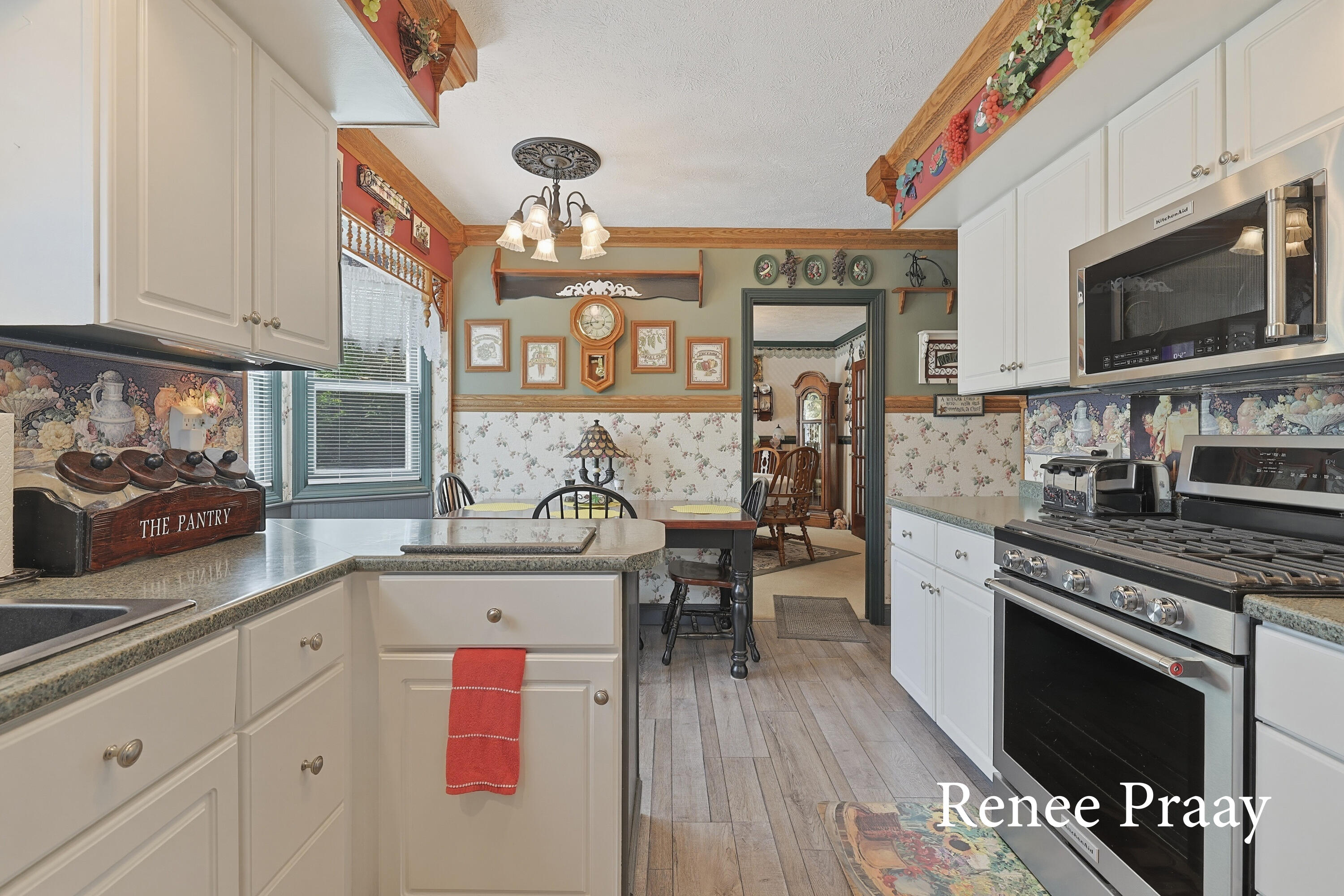 2816 Green Ridge Avenue Muskegon MI 49445