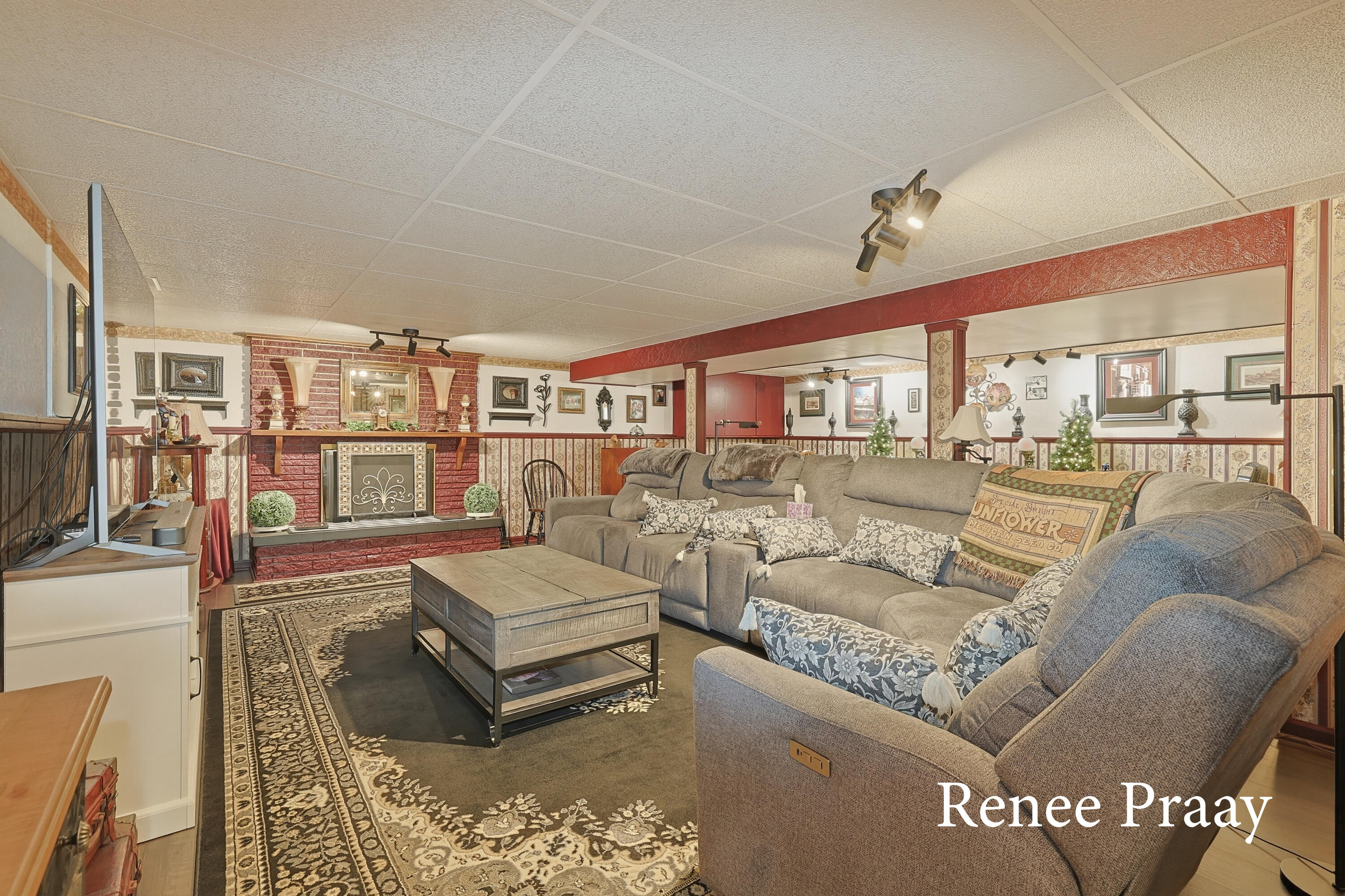 2816 Green Ridge Avenue Muskegon MI 49445