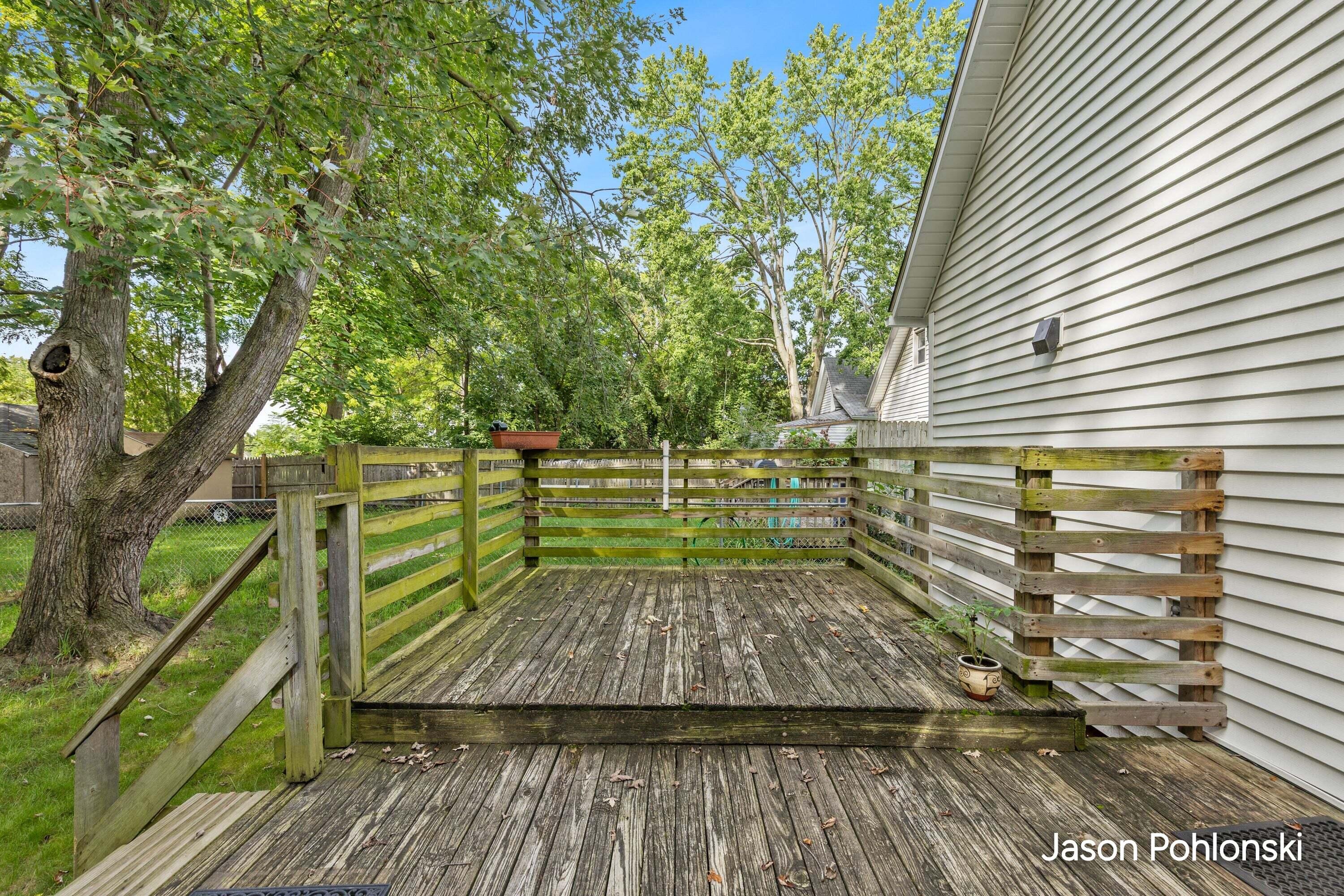 104 Sweet Street NE Grand Rapids MI 49505