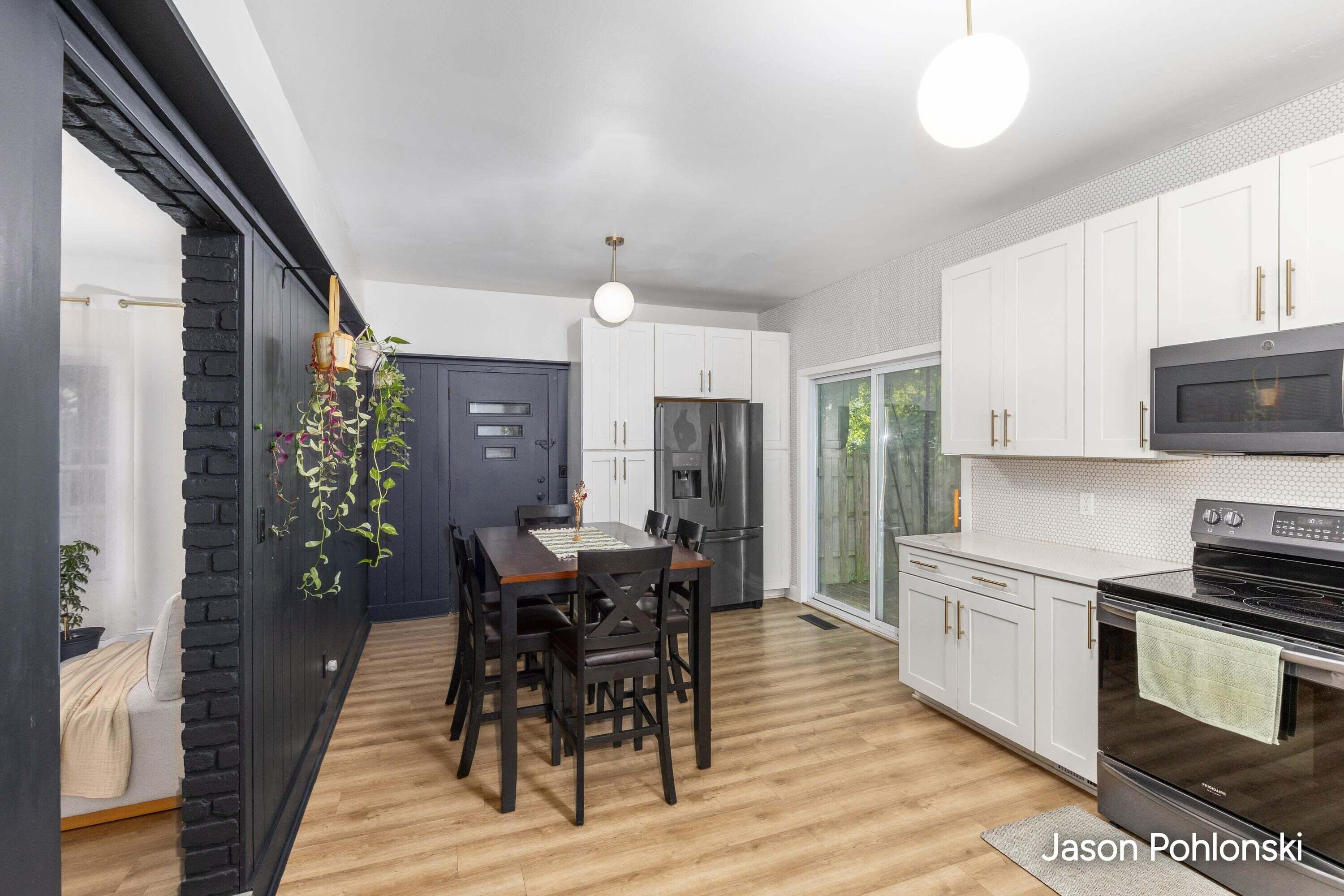 104 Sweet Street NE Grand Rapids MI 49505