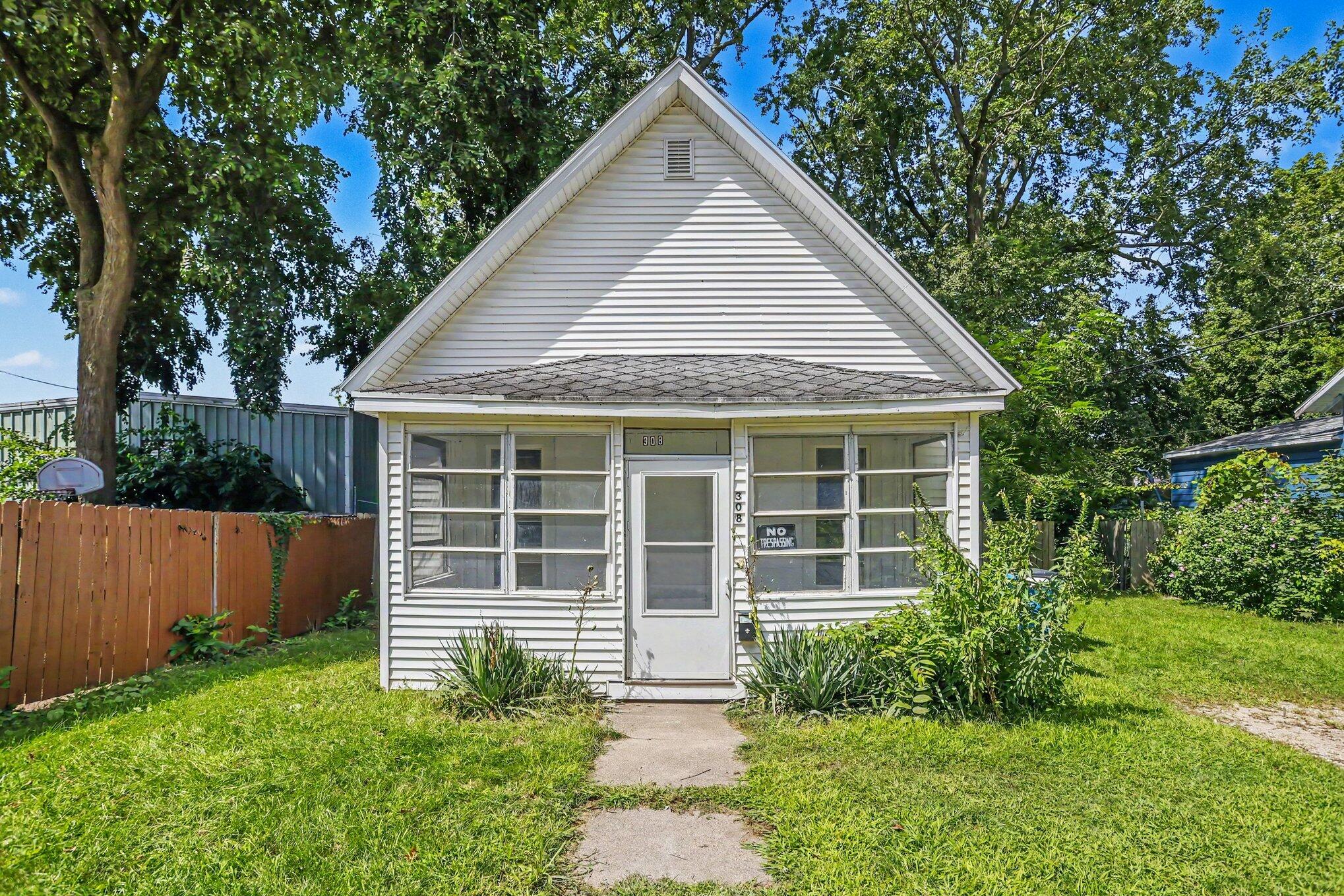 308 N 6th Street Niles MI 49120