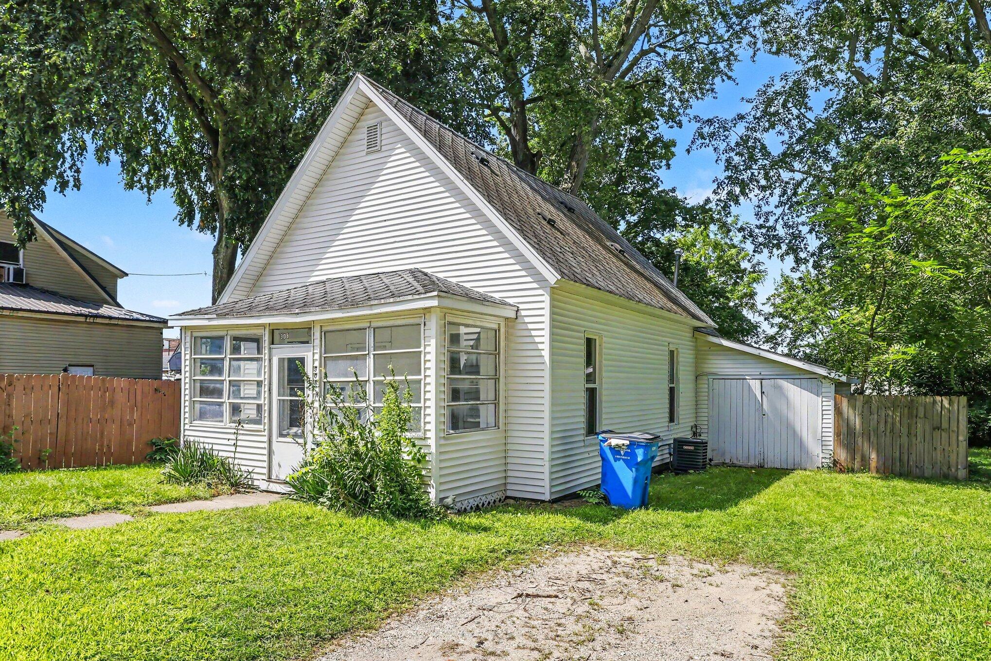 308 N 6th Street Niles MI 49120
