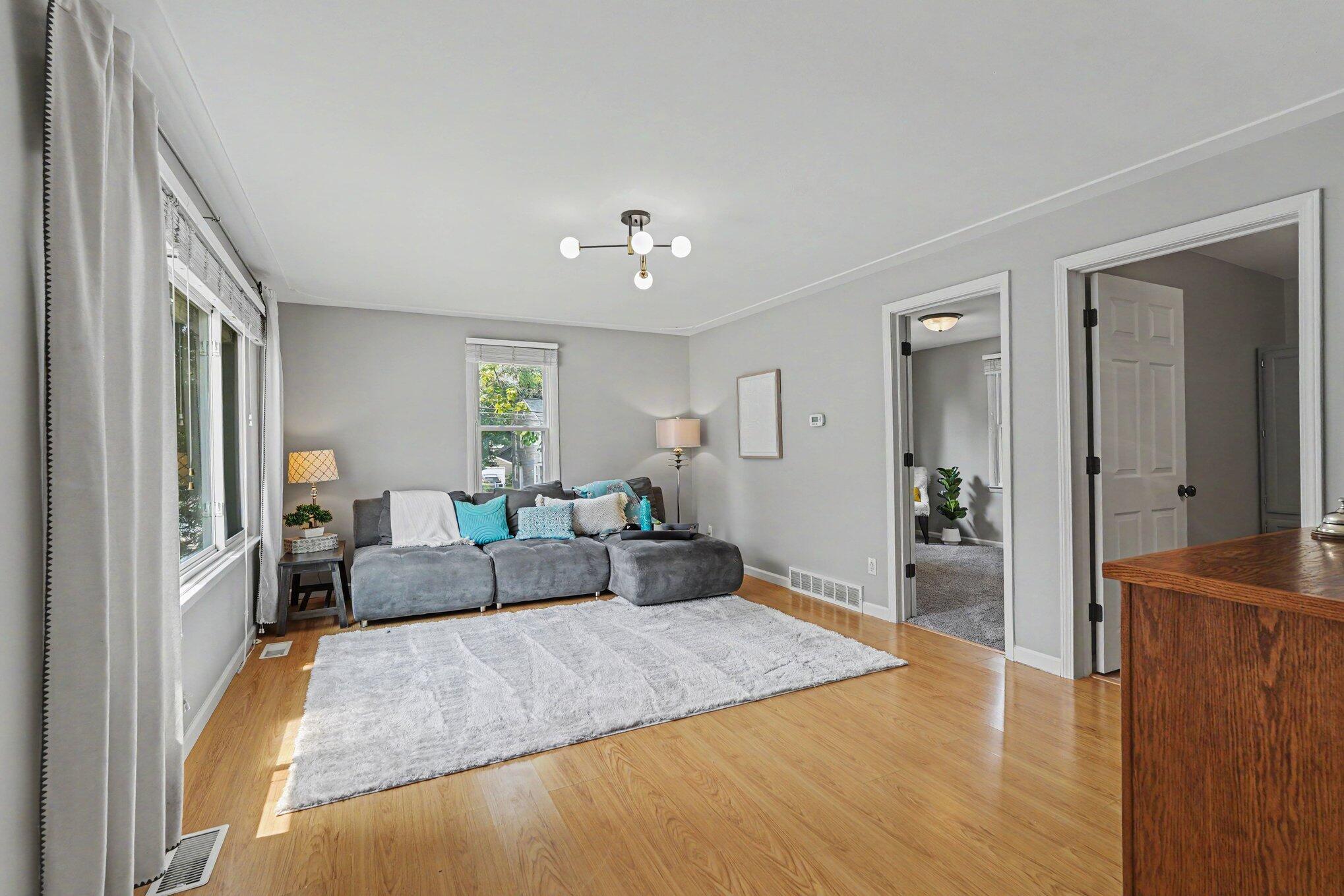 1205 Fountain Street NE Grand Rapids MI 49503
