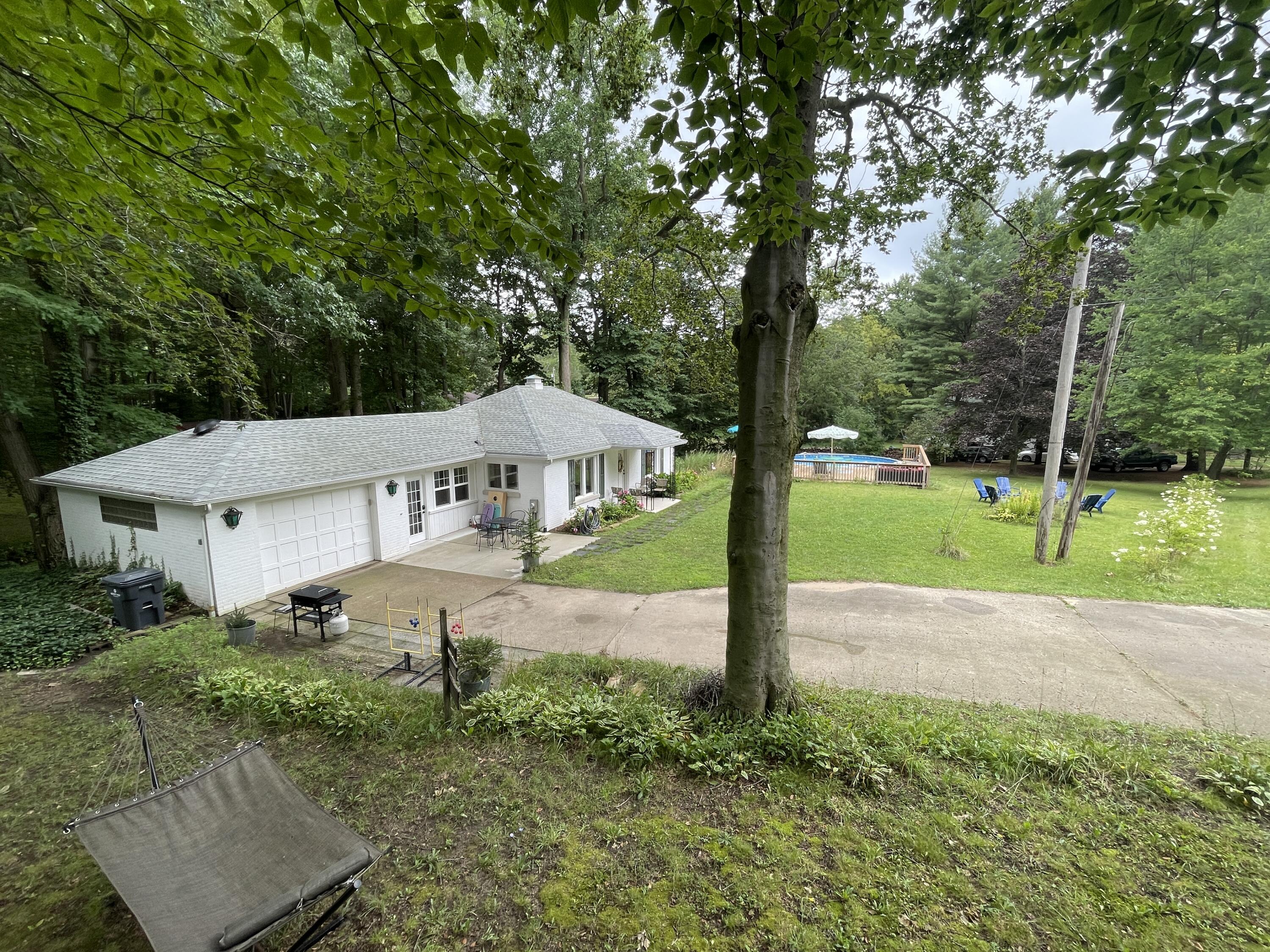 2982 W Bundy Road Coloma MI 49038