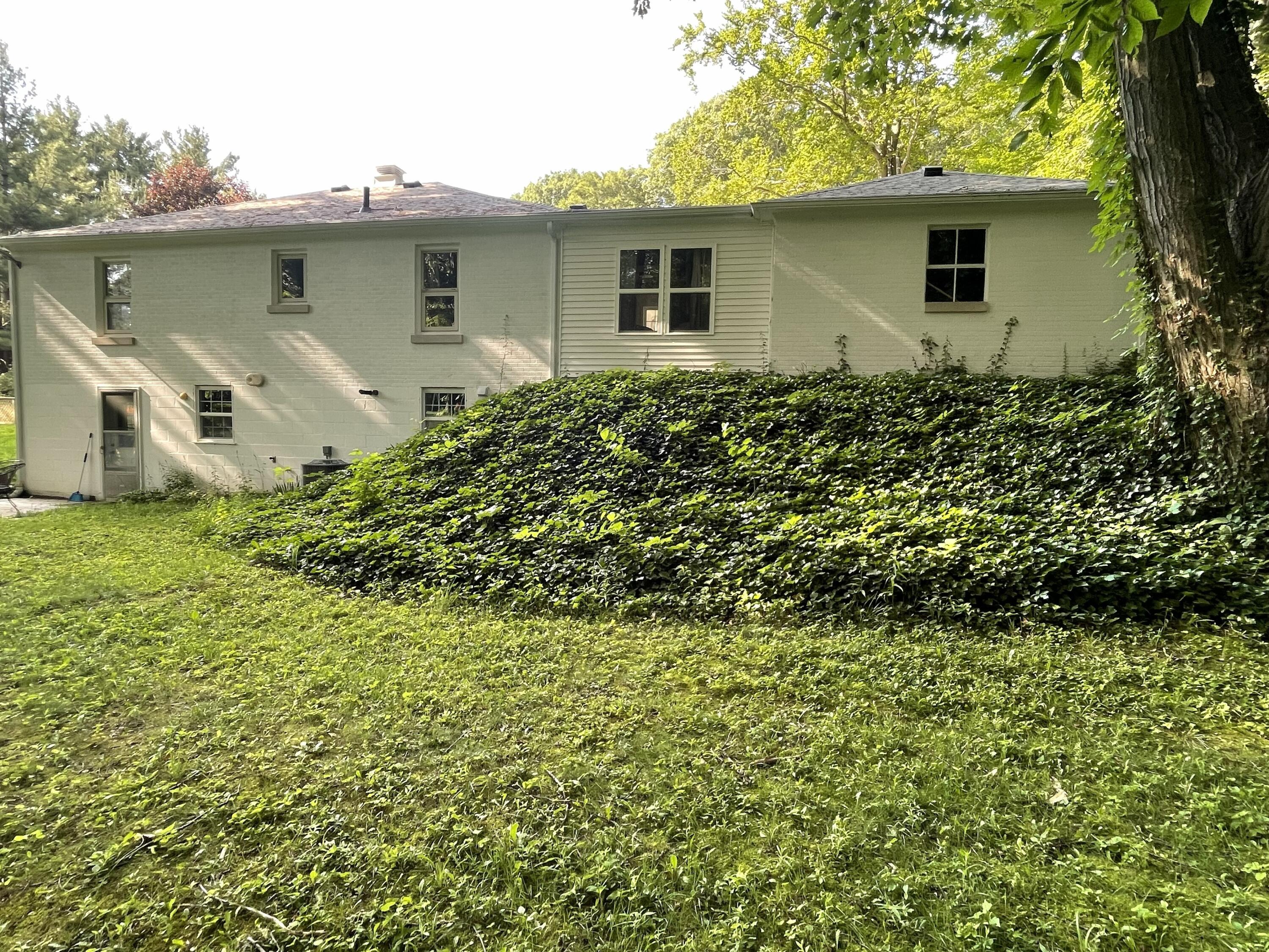 2982 W Bundy Road Coloma MI 49038