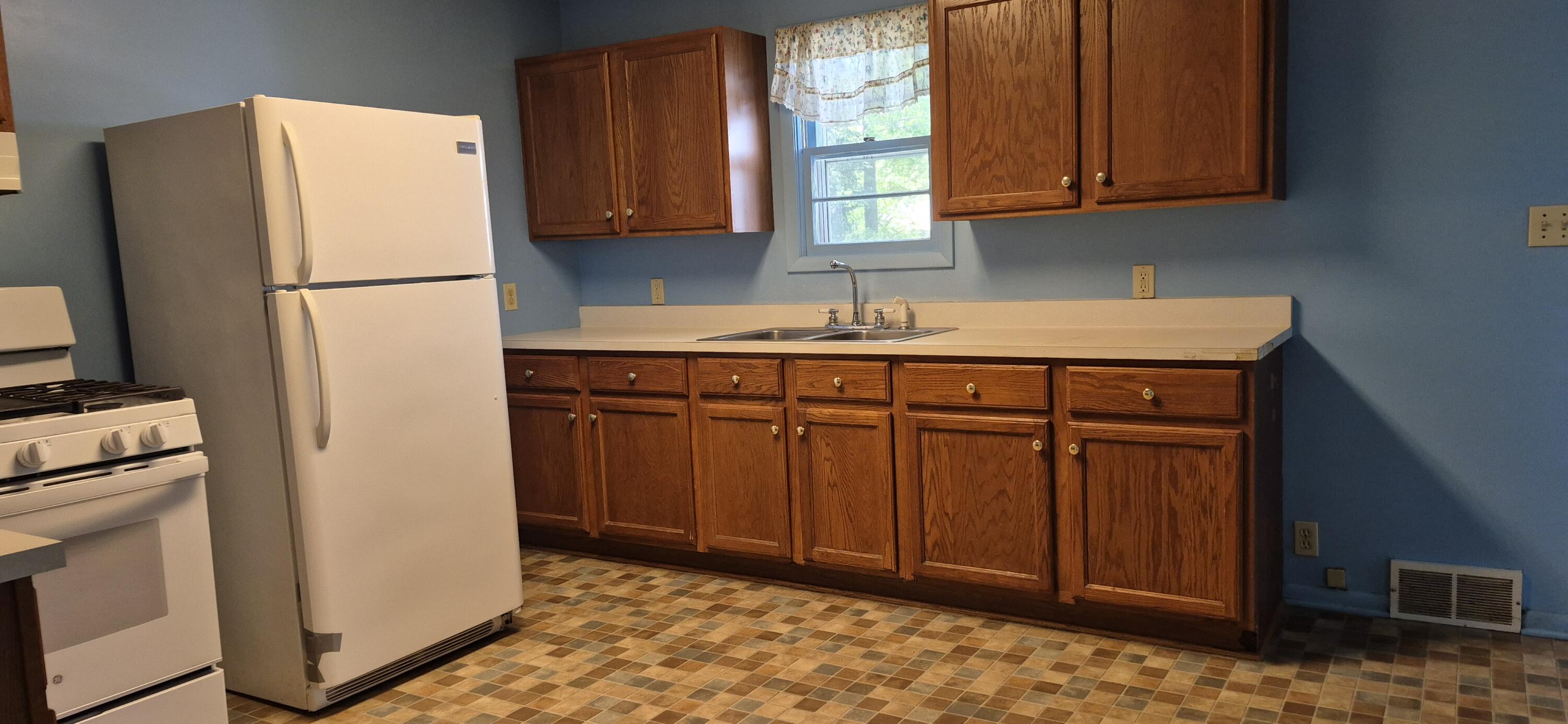 617 Oscar Muskegon MI 49445