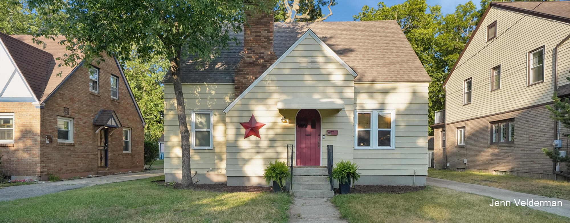 1236 Benjamin Avenue SE Grand Rapids MI 49506