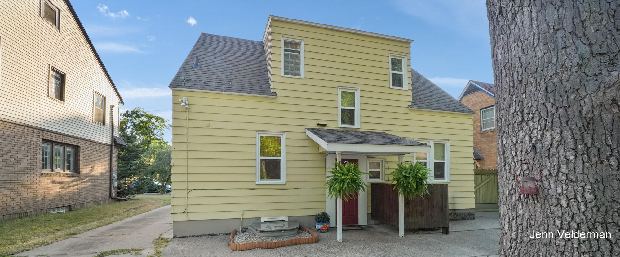 1236 Benjamin Avenue SE Grand Rapids MI 49506