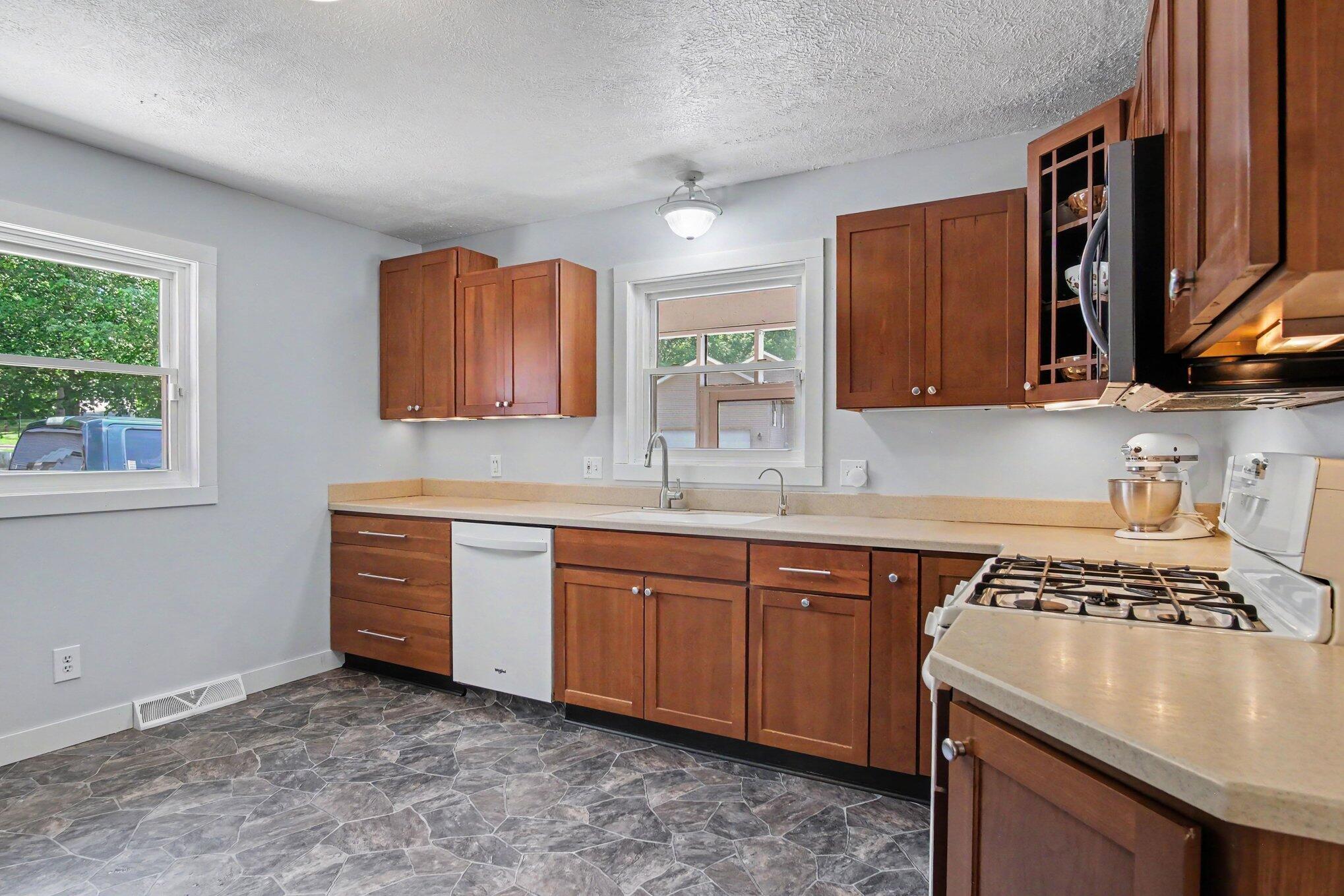 6676 Naontah Trail NE Rockford MI 49341
