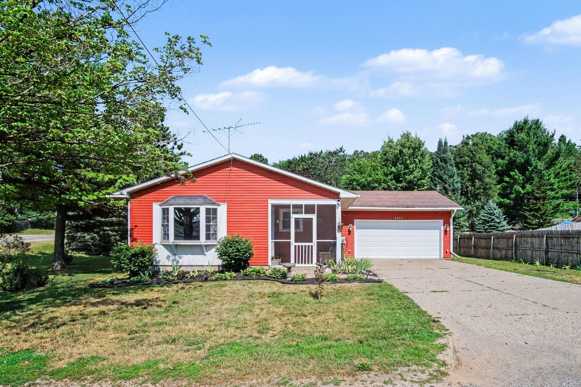 6676 Naontah Trail NE Rockford MI 49341