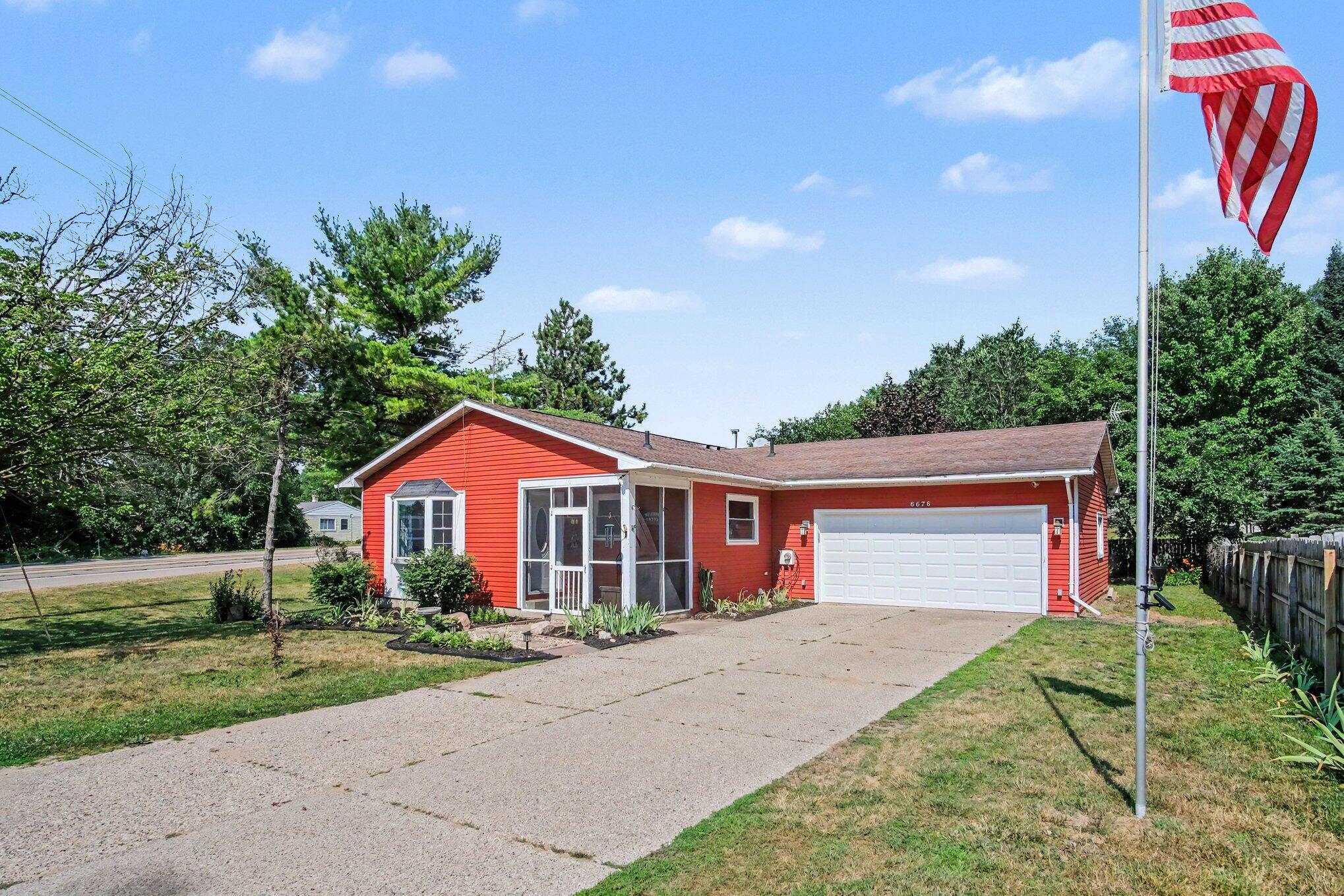 6676 Naontah Trail NE Rockford MI 49341