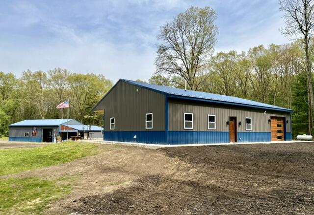 53815 Glenwood Road Dowagiac MI 49047