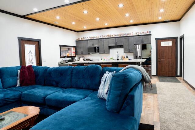 53815 Glenwood Road Dowagiac MI 49047