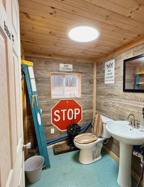 53815 Glenwood Road Dowagiac MI 49047