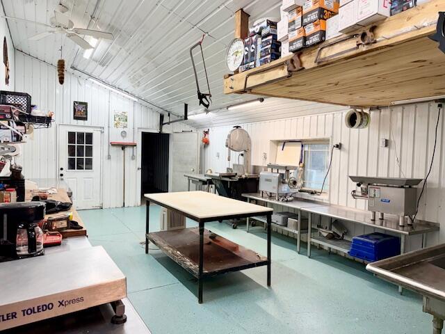 53815 Glenwood Road Dowagiac MI 49047
