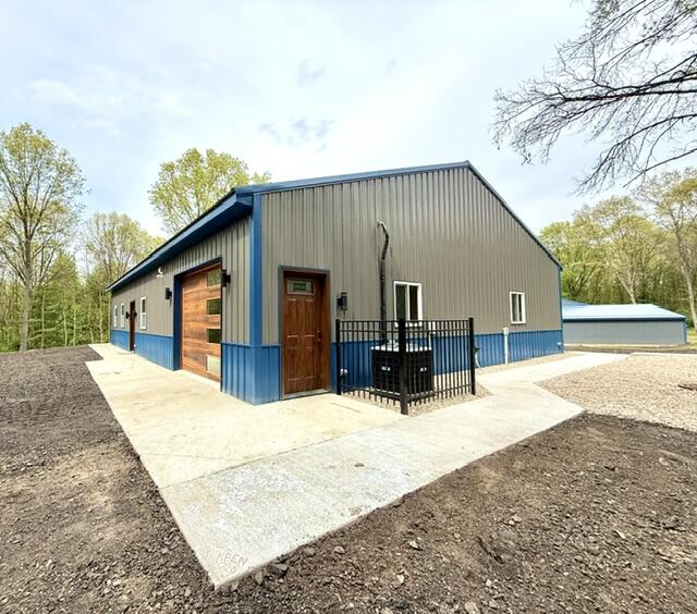 53815 Glenwood Road Dowagiac MI 49047