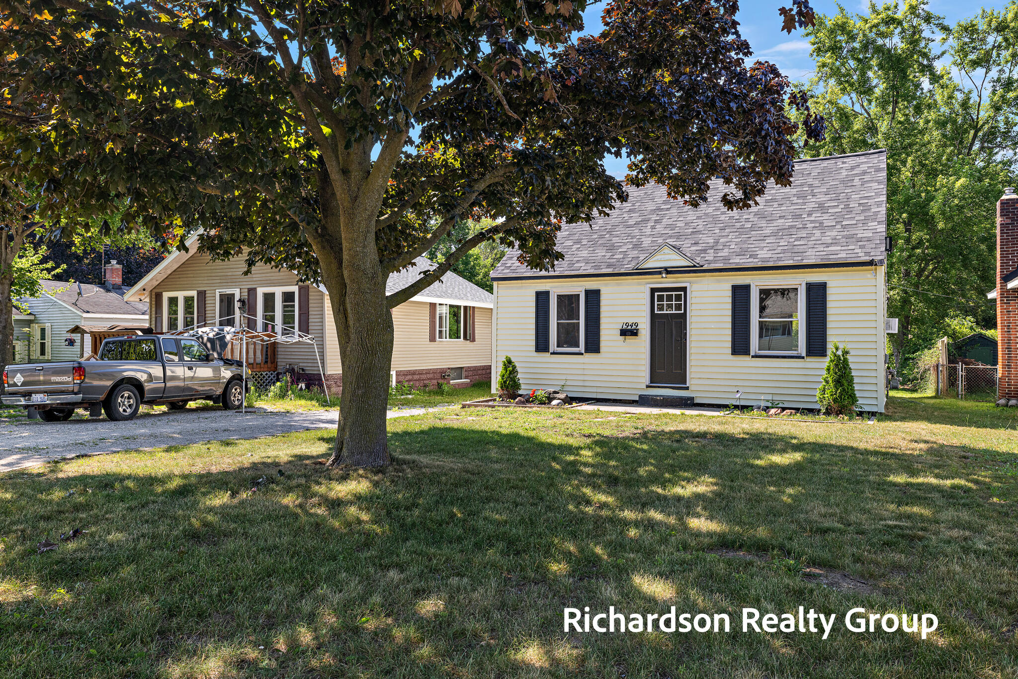 1949 Letart Avenue Muskegon MI 49441