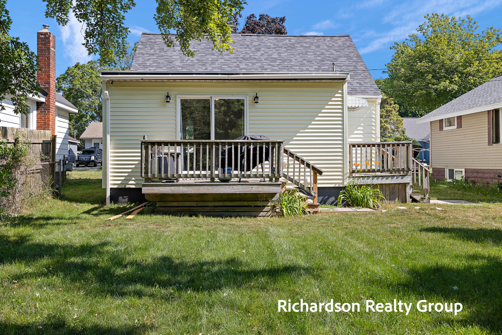 1949 Letart Avenue Muskegon MI 49441