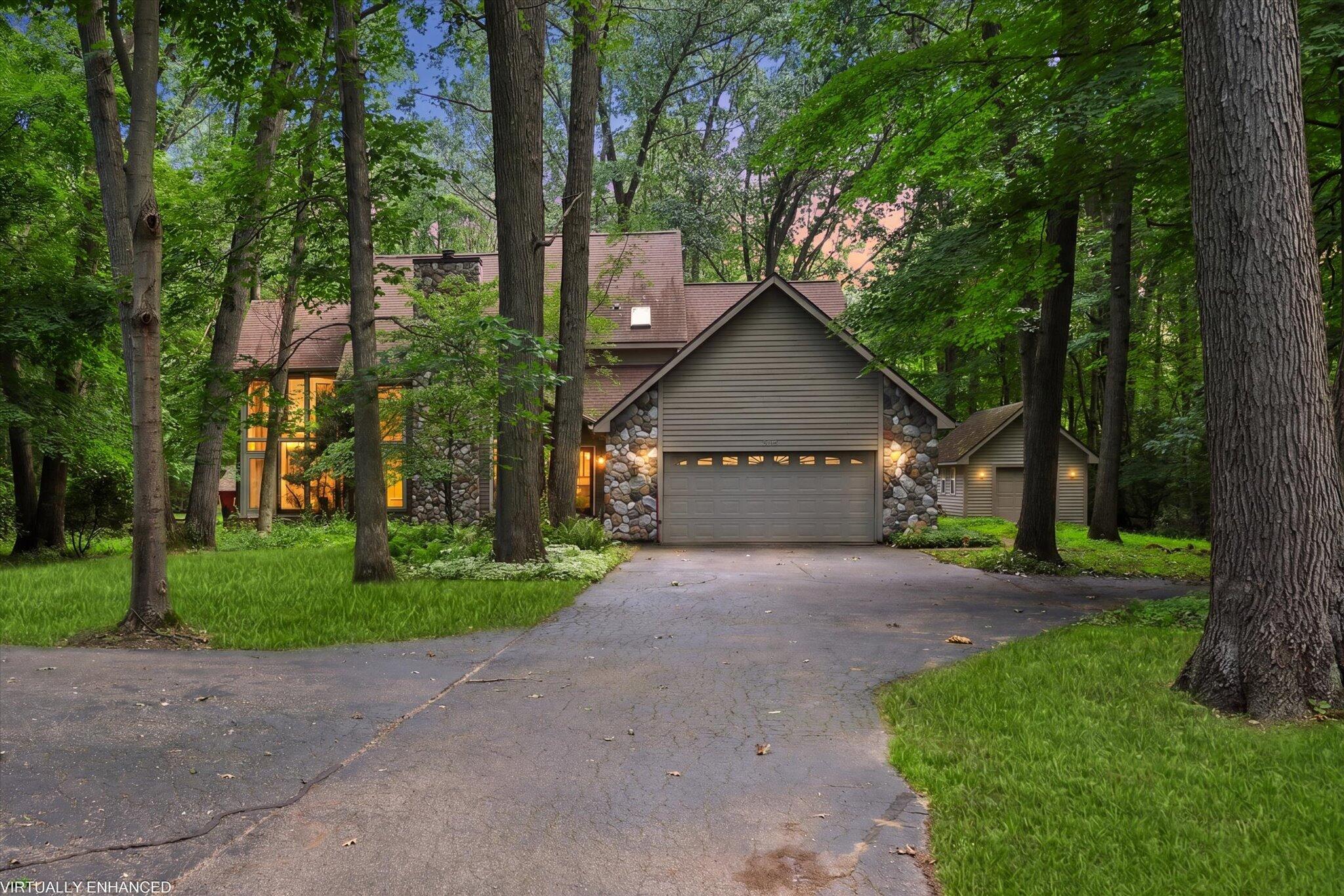 2705 W Glenlord Road Stevensville MI 49127