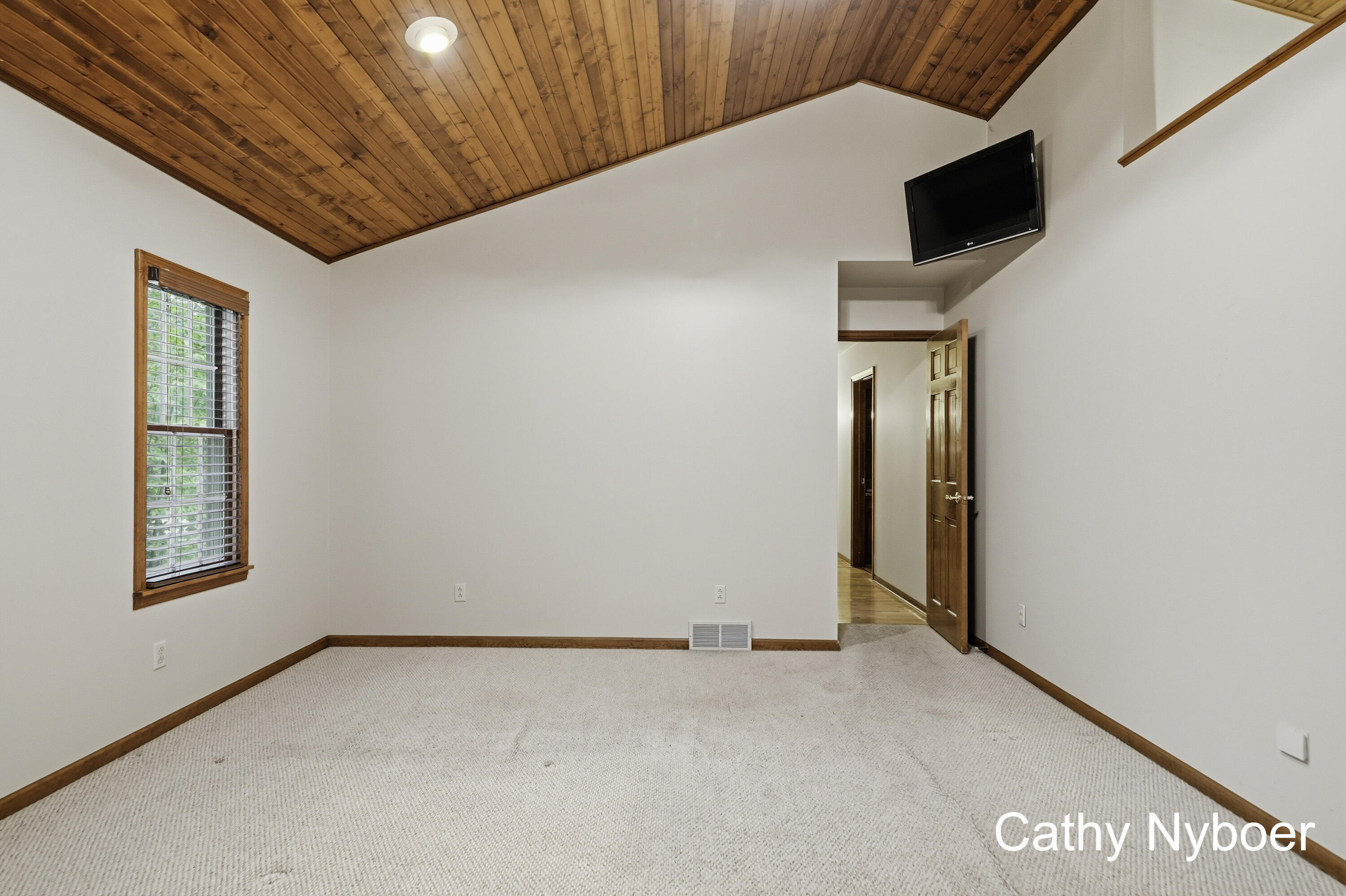 13462 Lakeshore Avenue Grand Haven MI 49417