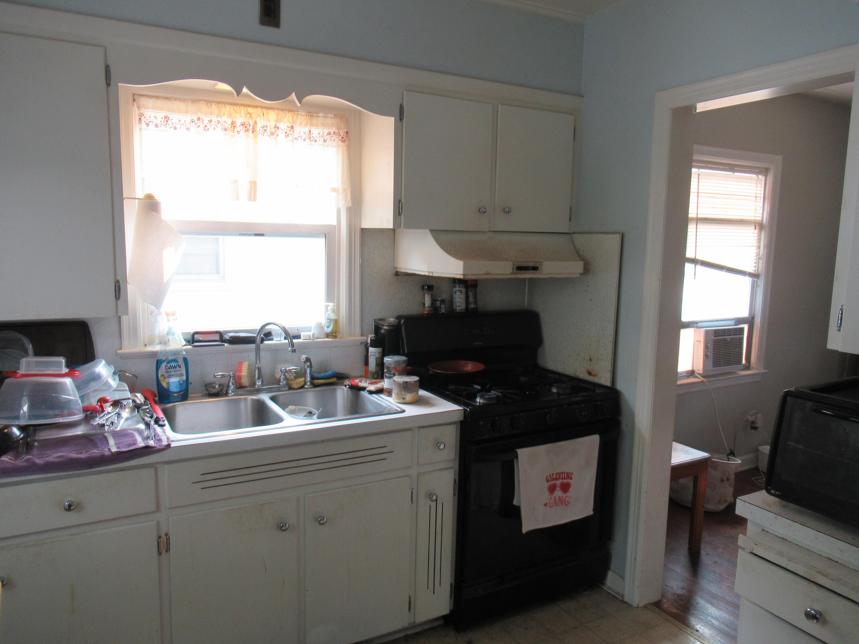 1507 Leonard Street NE Grand Rapids MI 49505