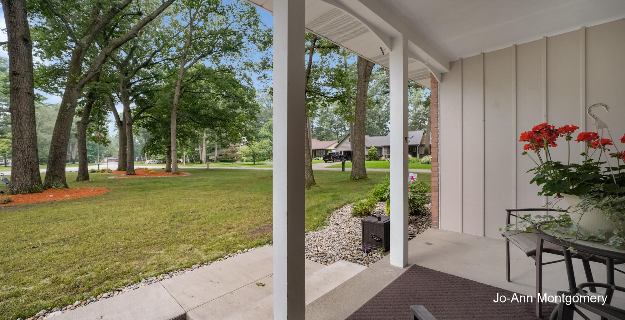 835 E Fennwood Circle Muskegon MI 49445