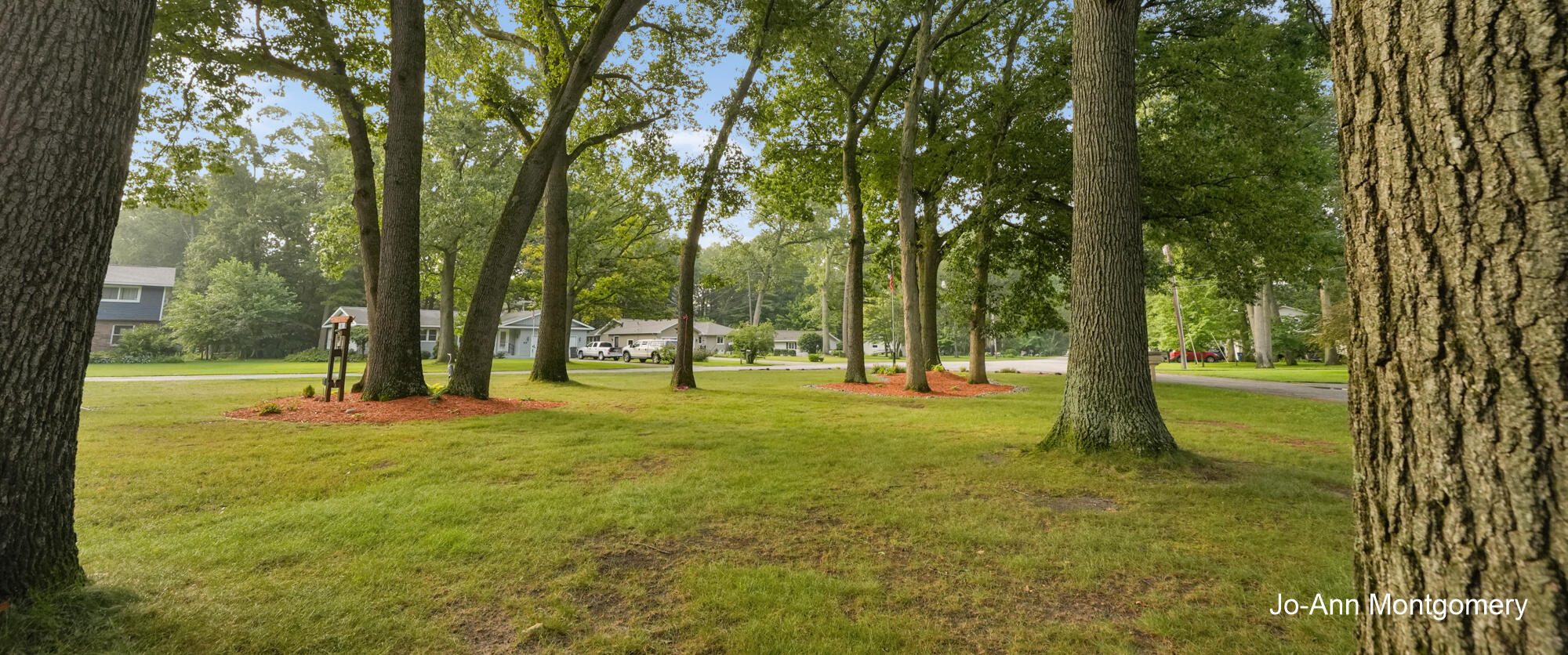 835 E Fennwood Circle Muskegon MI 49445