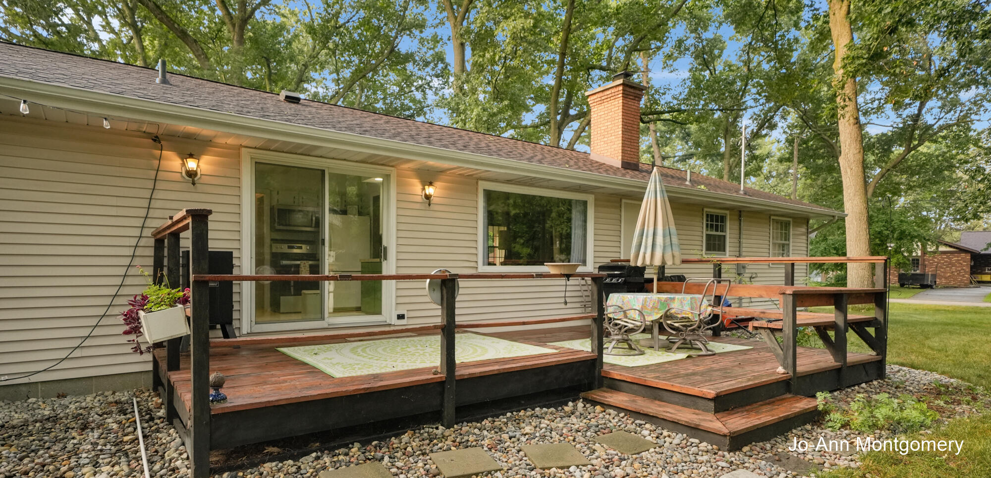 835 E Fennwood Circle Muskegon MI 49445