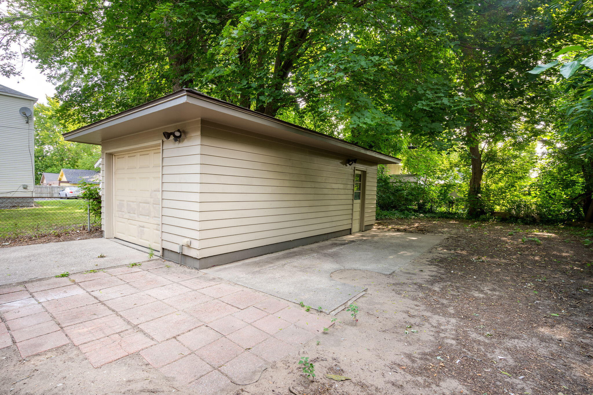 1874 Crowley Street Muskegon MI 49441
