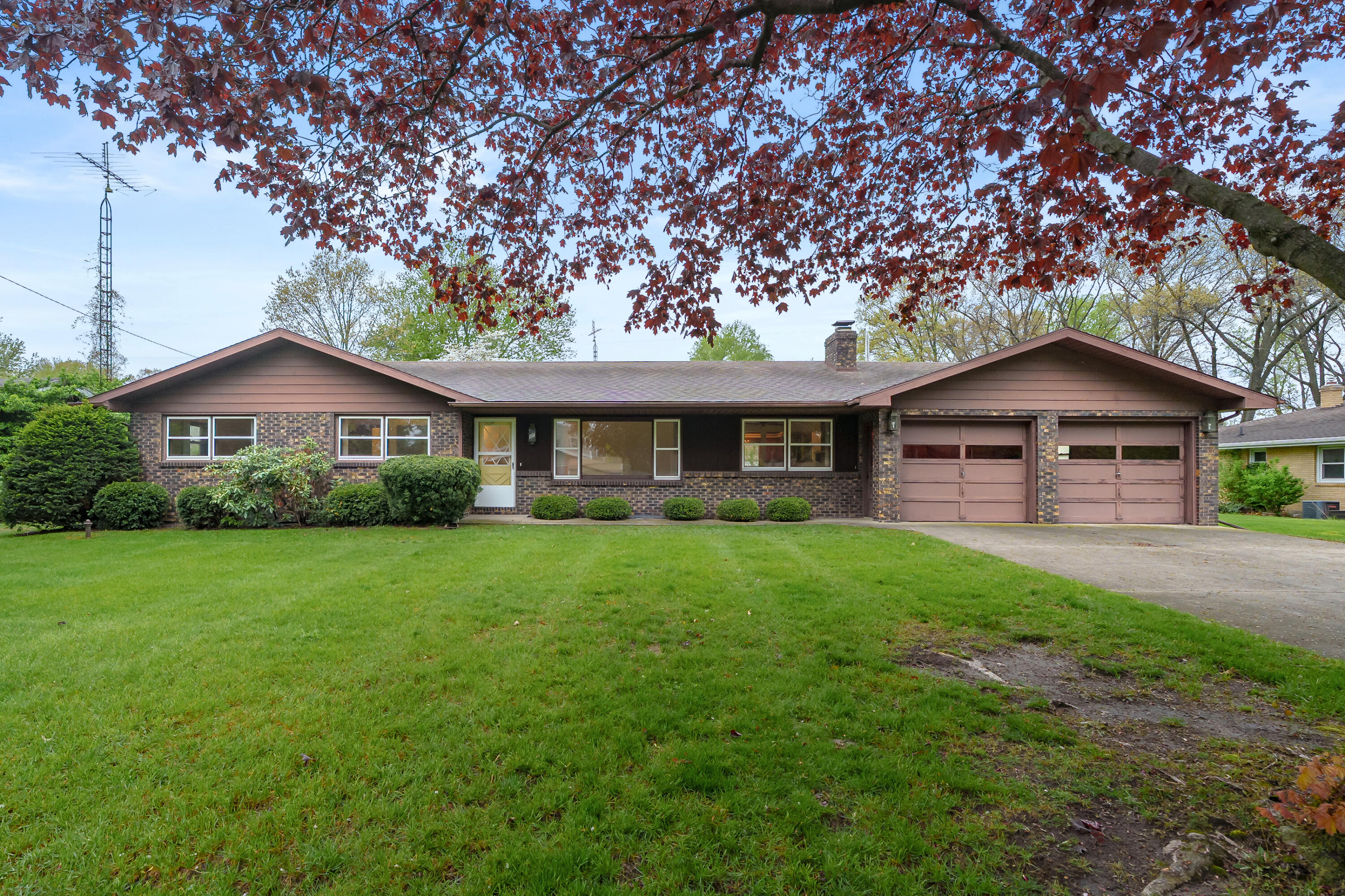2286 Shiawasee Lane Stevensville MI 49127