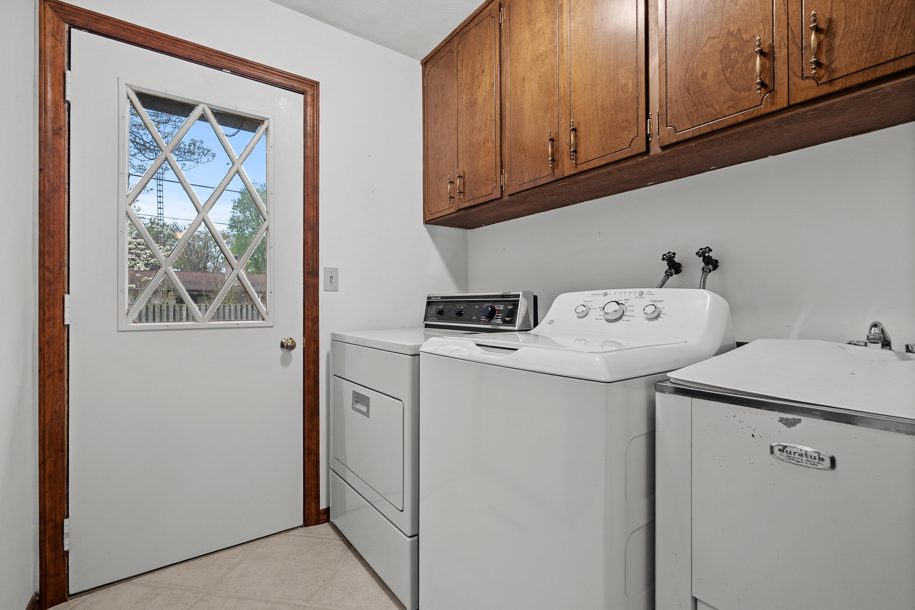 2286 Shiawasee Lane Stevensville MI 49127