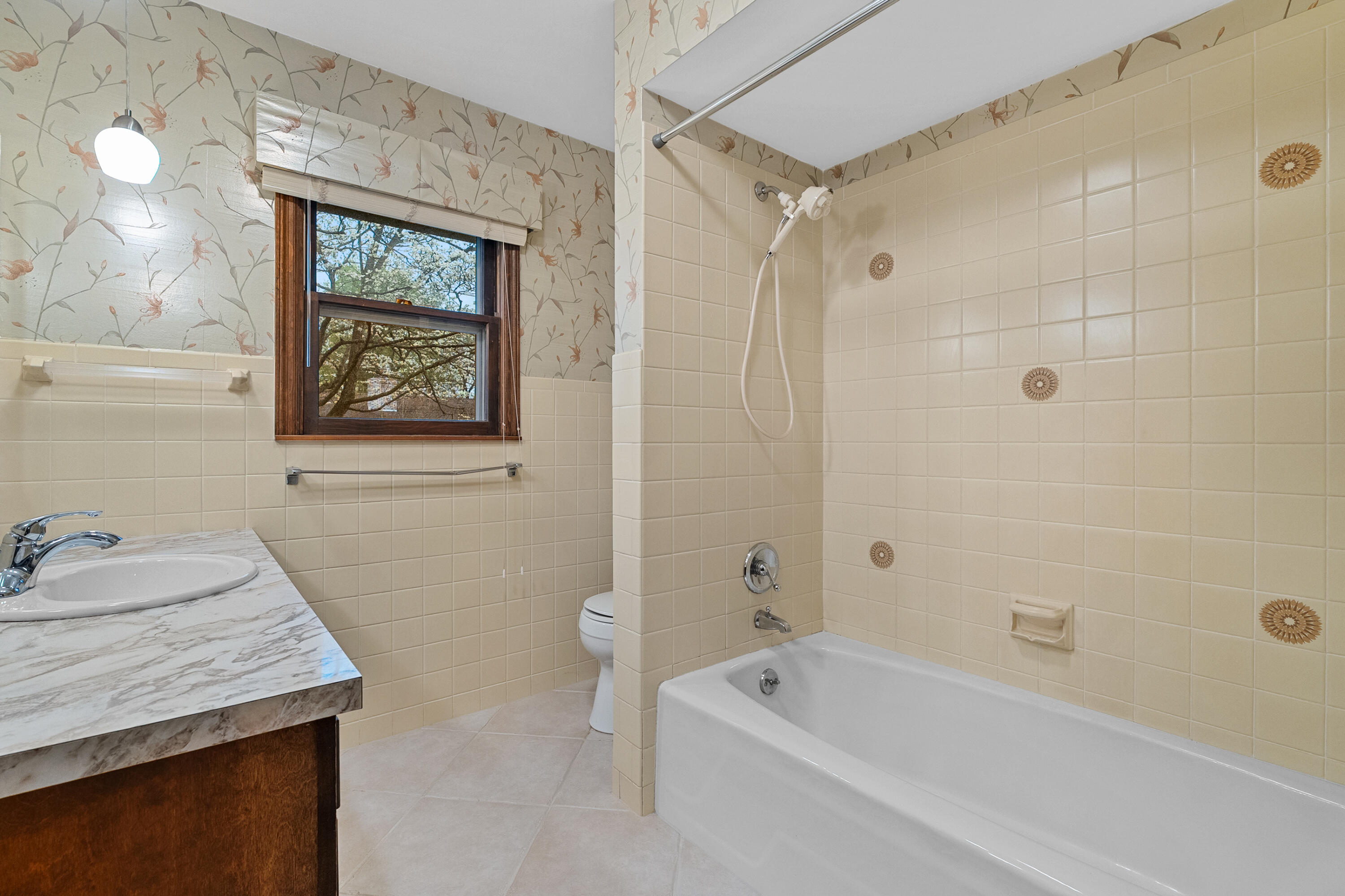 2286 Shiawasee Lane Stevensville MI 49127