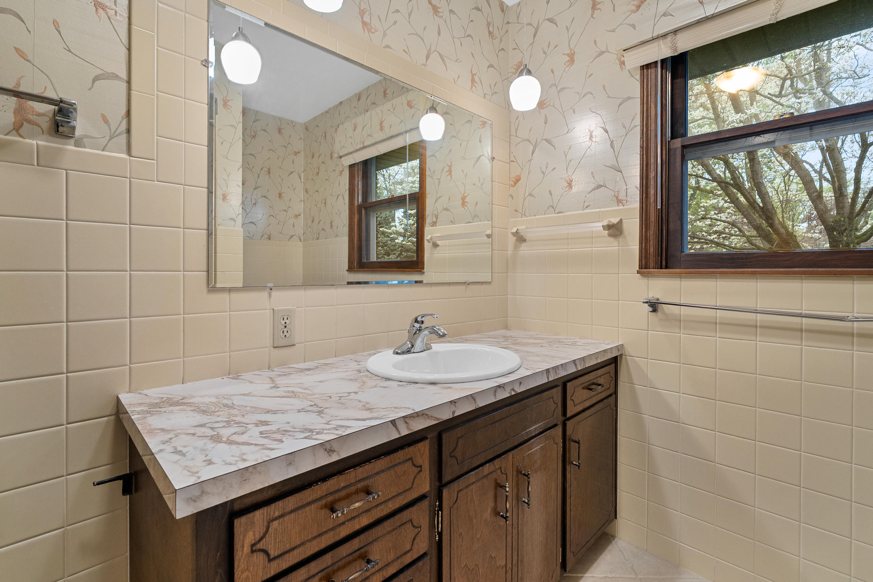 2286 Shiawasee Lane Stevensville MI 49127