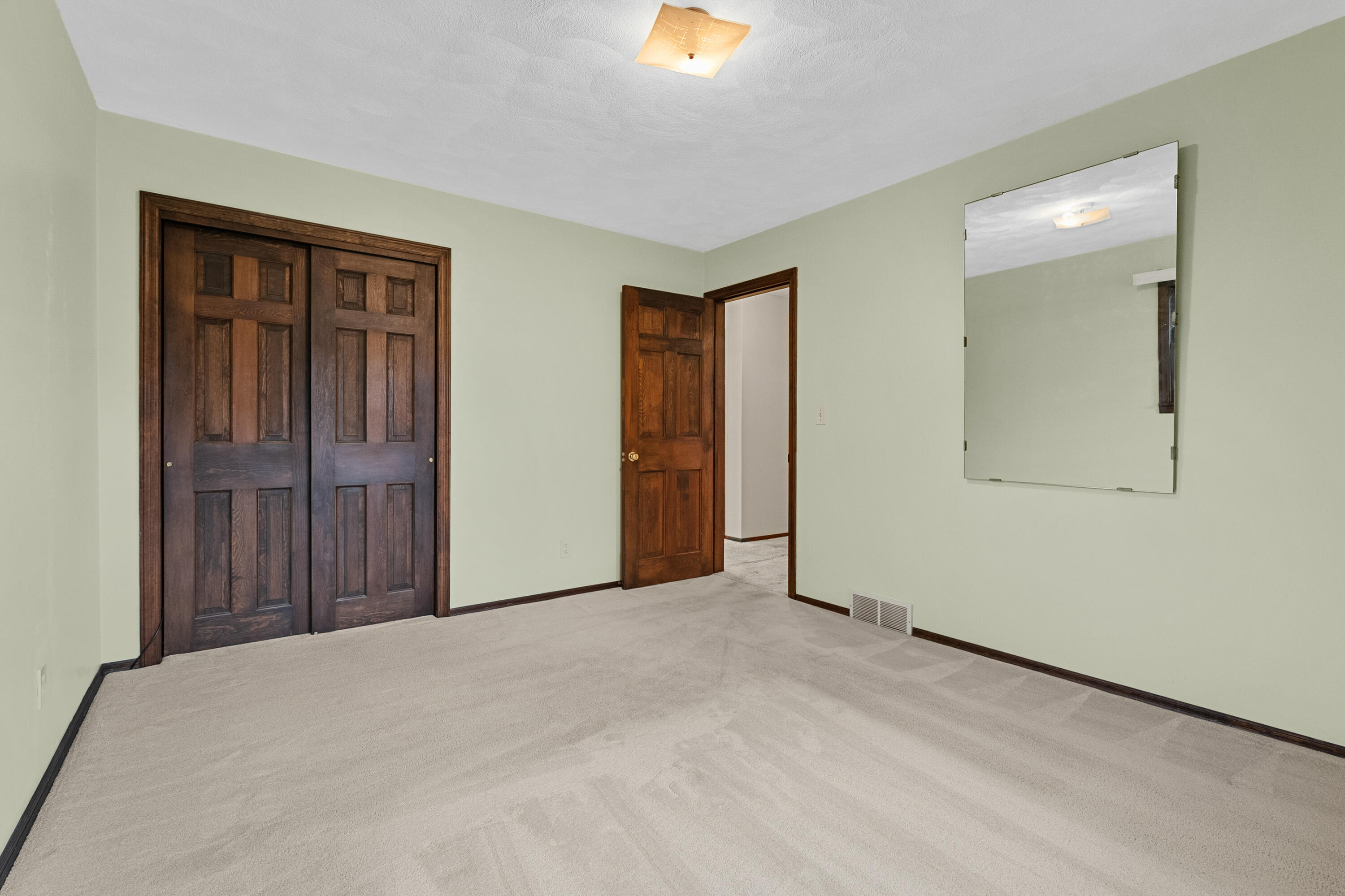 2286 Shiawasee Lane Stevensville MI 49127