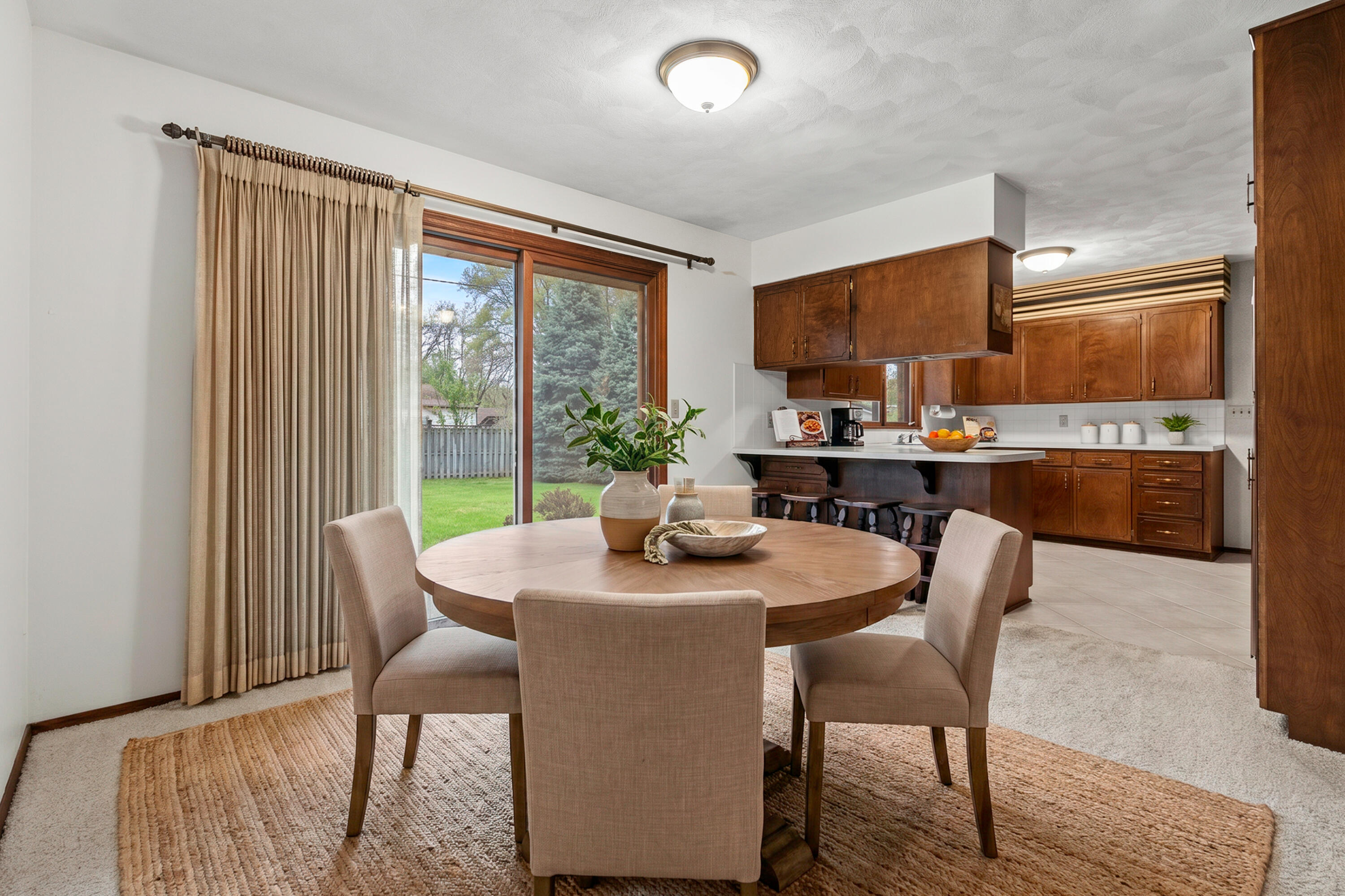 2286 Shiawasee Lane Stevensville MI 49127