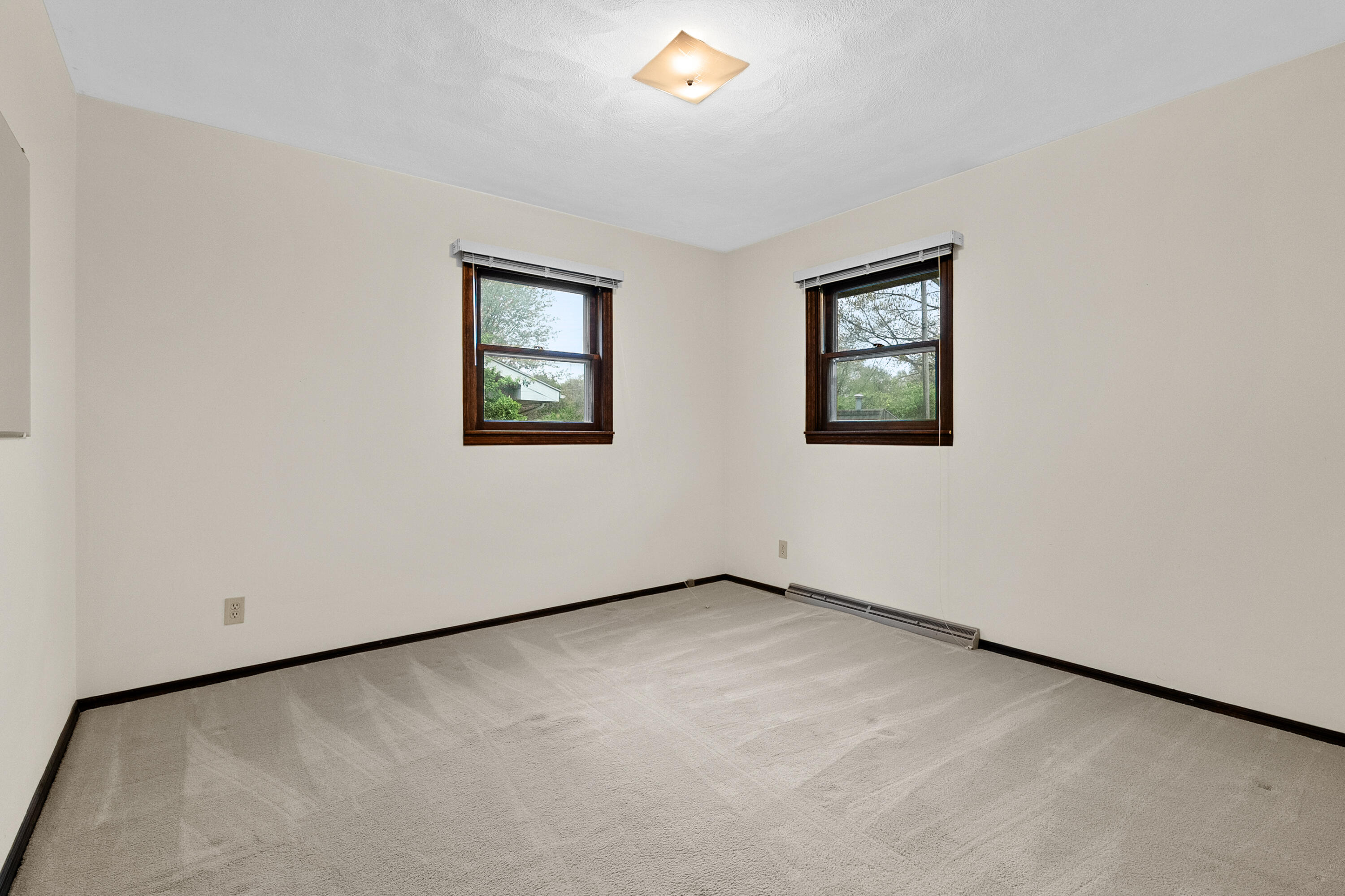 2286 Shiawasee Lane Stevensville MI 49127