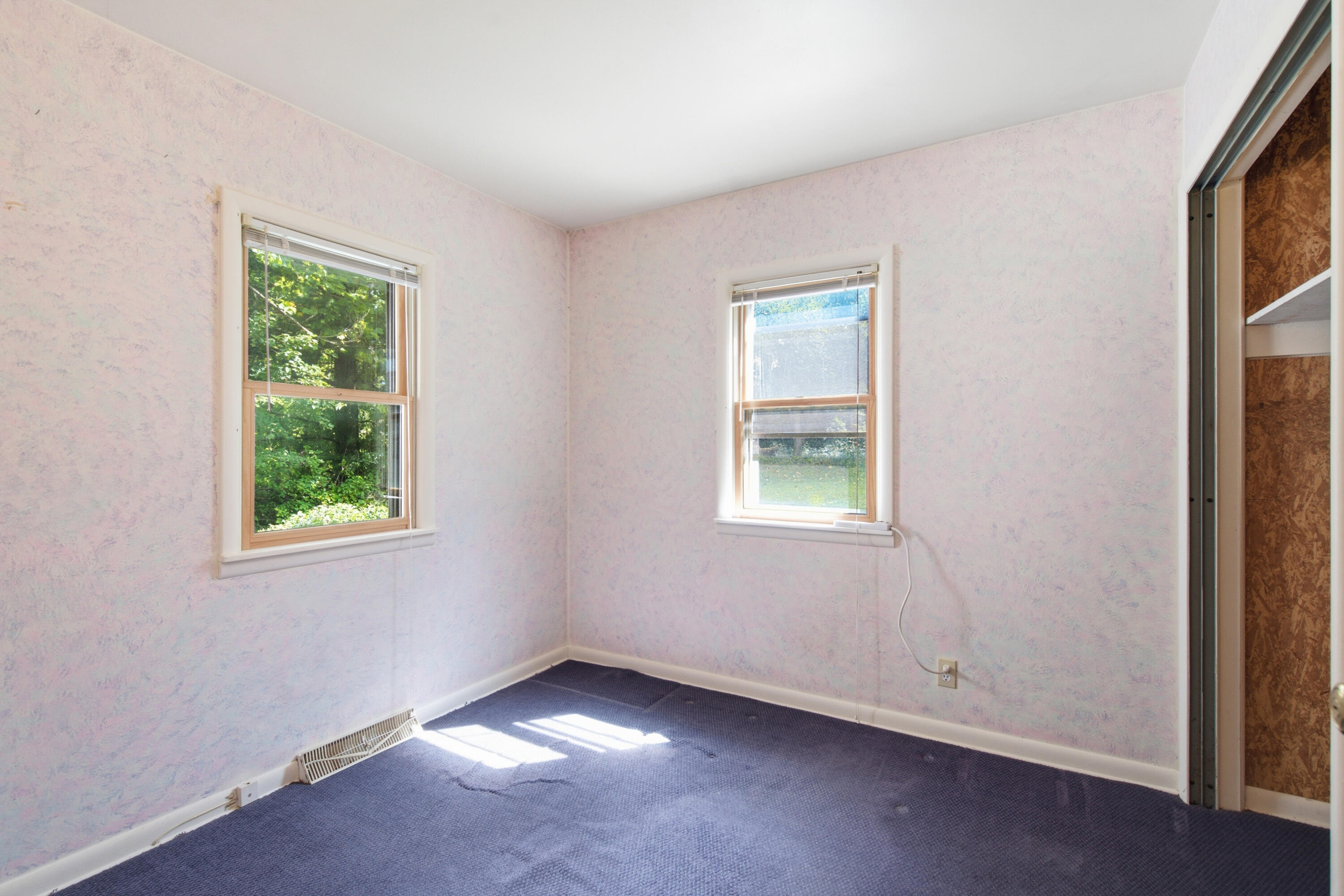 2465 W F Avenue Kalamazoo MI 49009