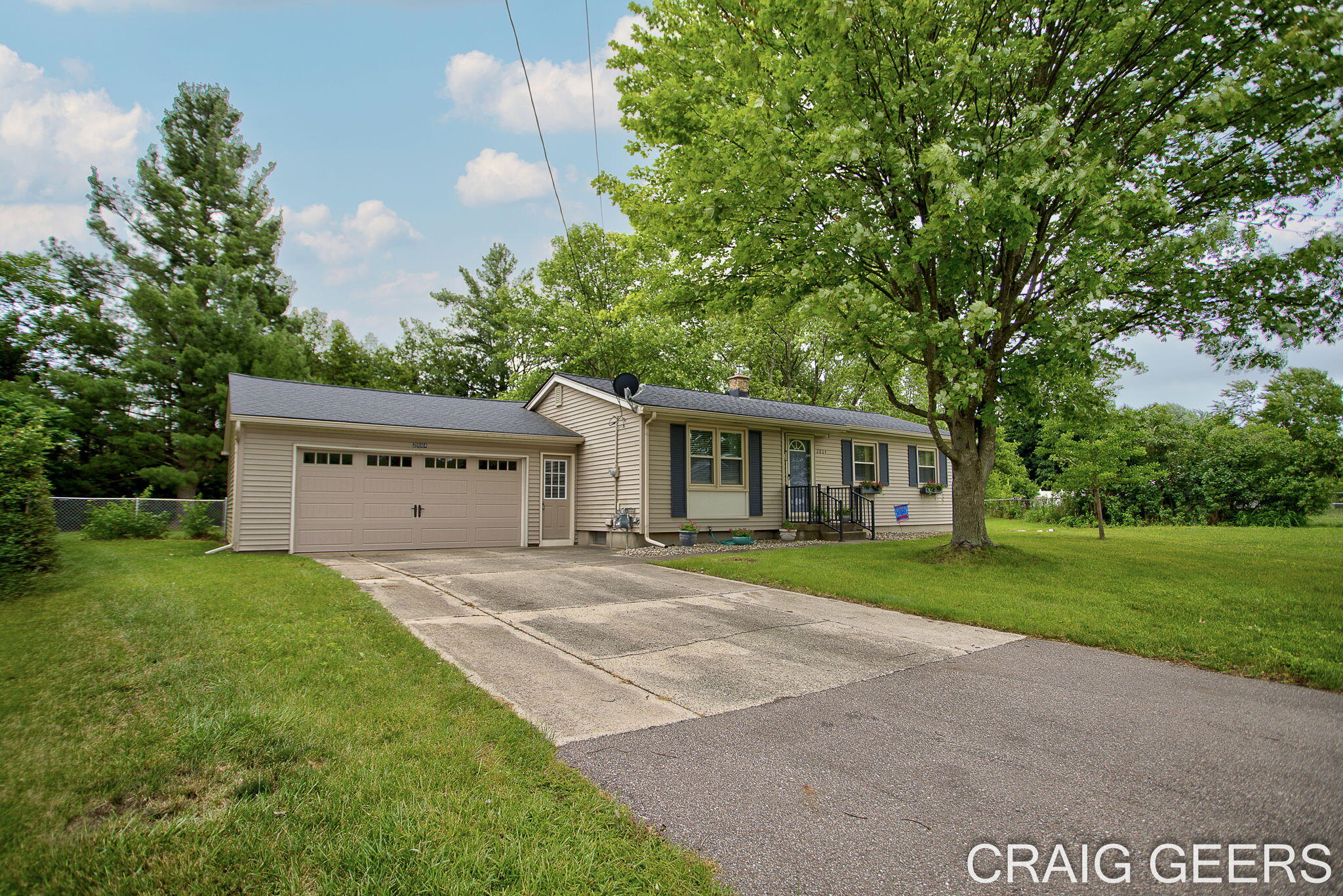 2864 Mustang Court NE Grand Rapids MI 49525