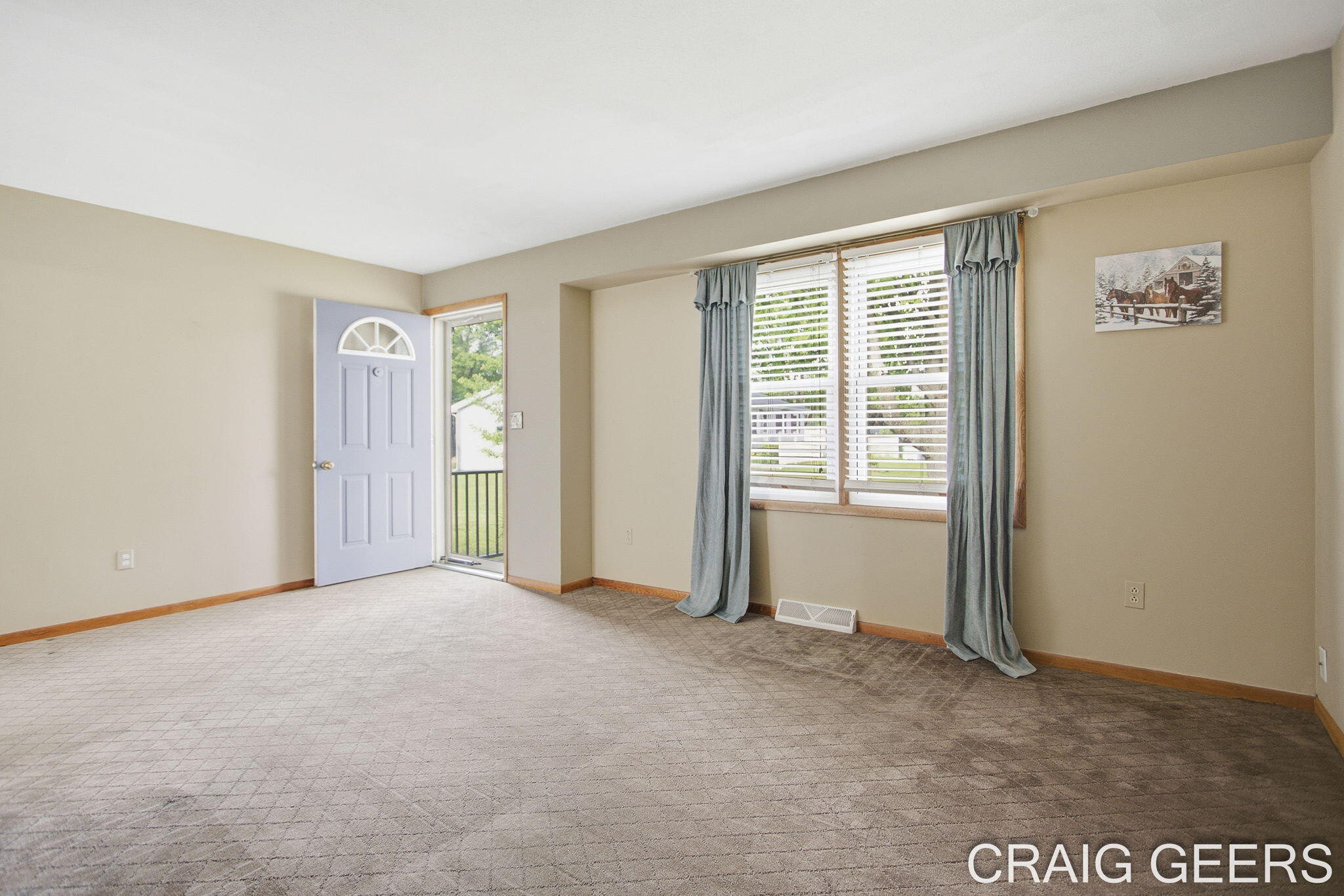 2864 Mustang Court NE Grand Rapids MI 49525