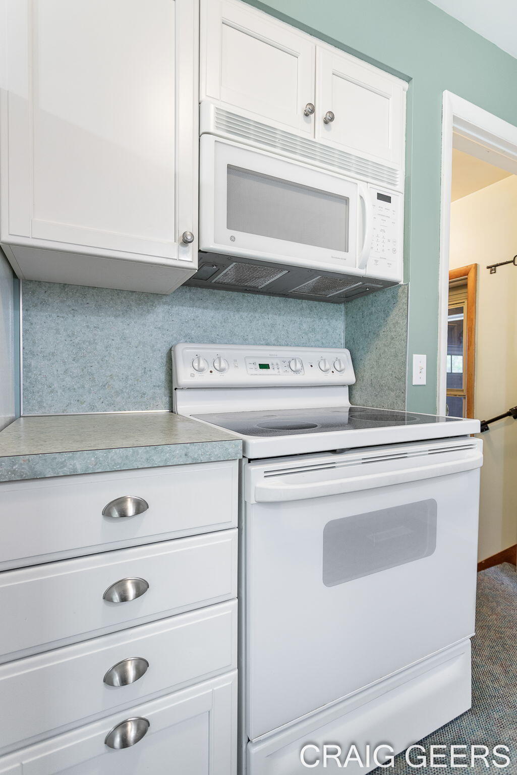 2864 Mustang Court NE Grand Rapids MI 49525