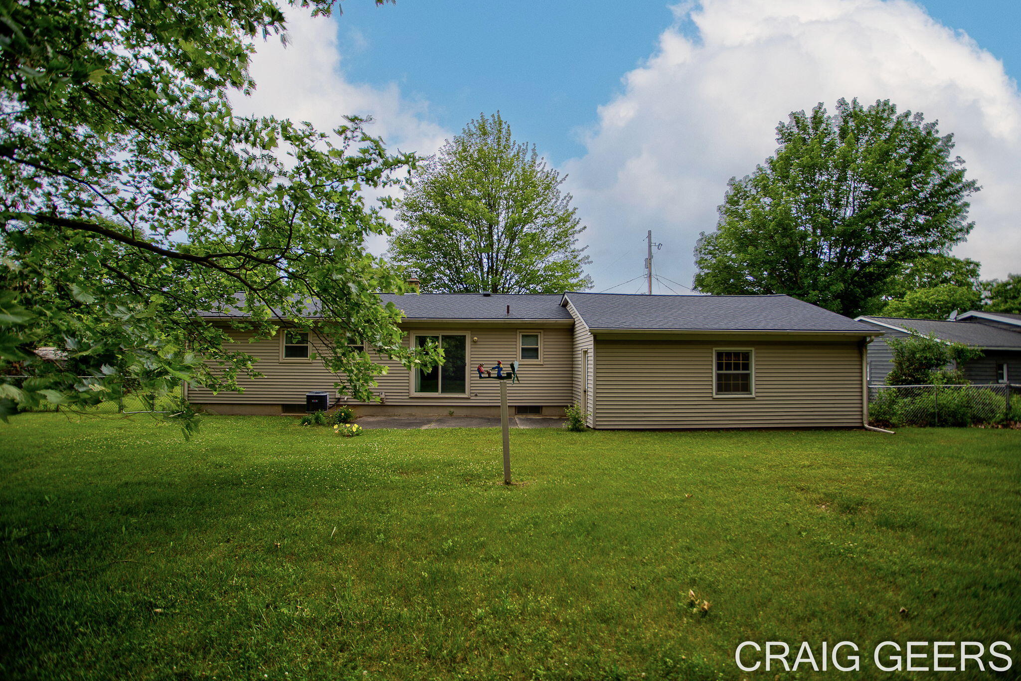 2864 Mustang Court NE Grand Rapids MI 49525