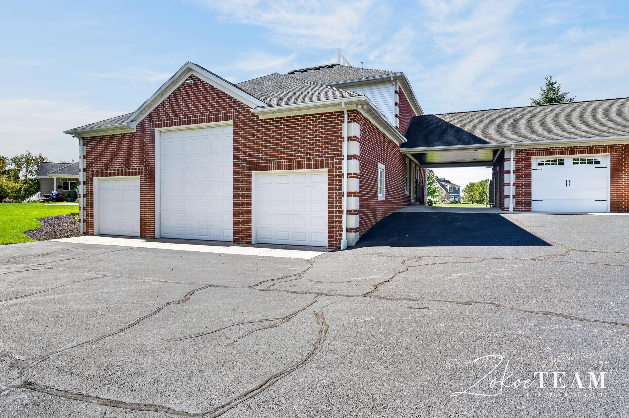 3050 Ridge Port Drive NW Grand Rapids MI 49544