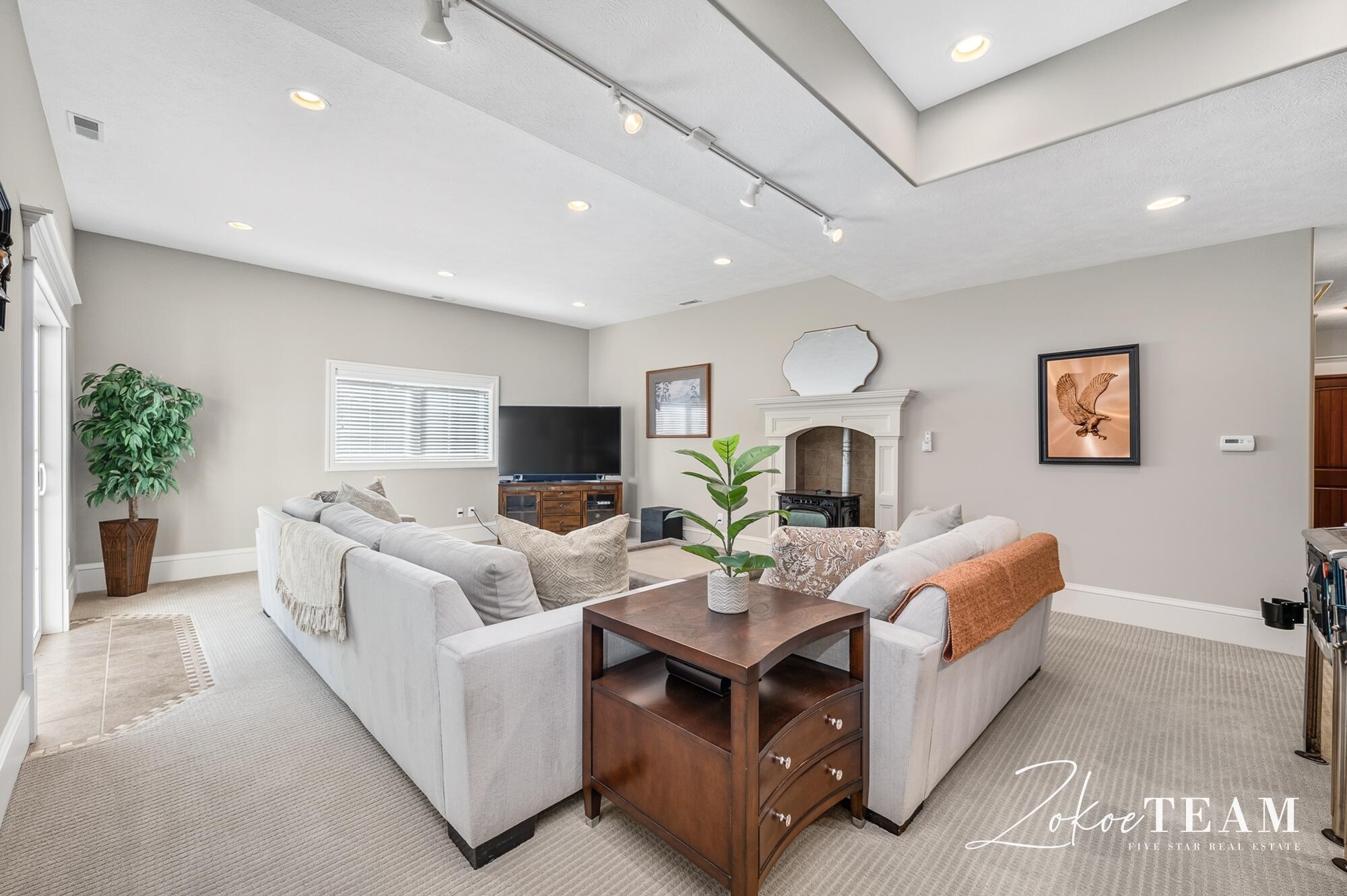 3050 Ridge Port Drive NW Grand Rapids MI 49544