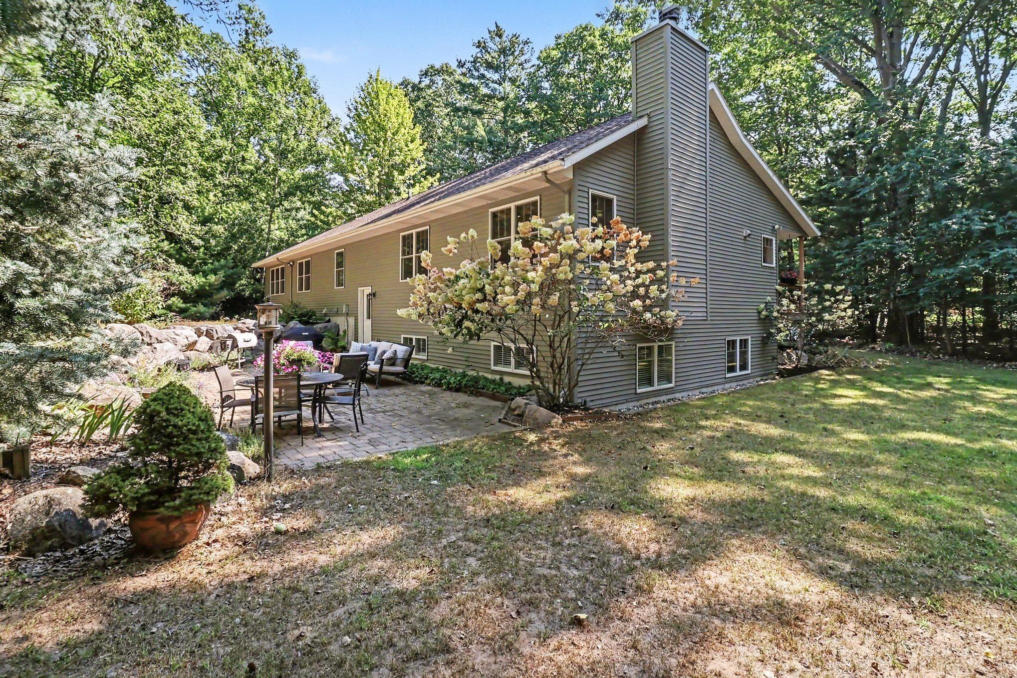 6550 W Forest Edge Drive Ludington MI 49431