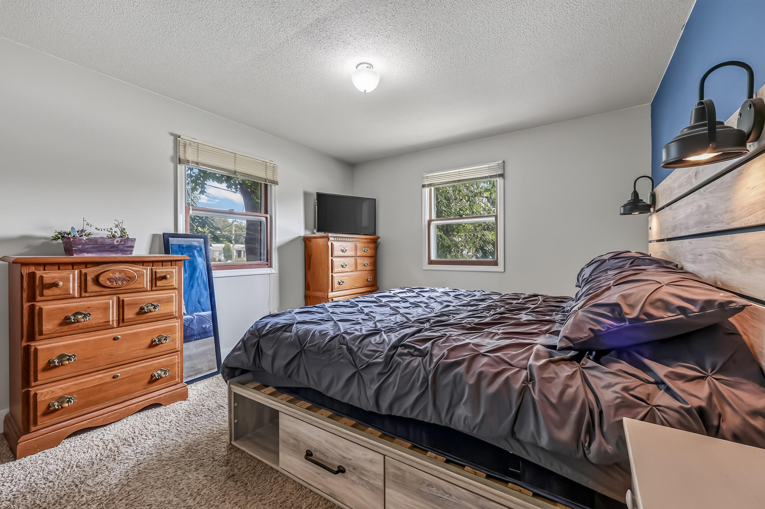 338 N Jefferson Street Zeeland MI 49464